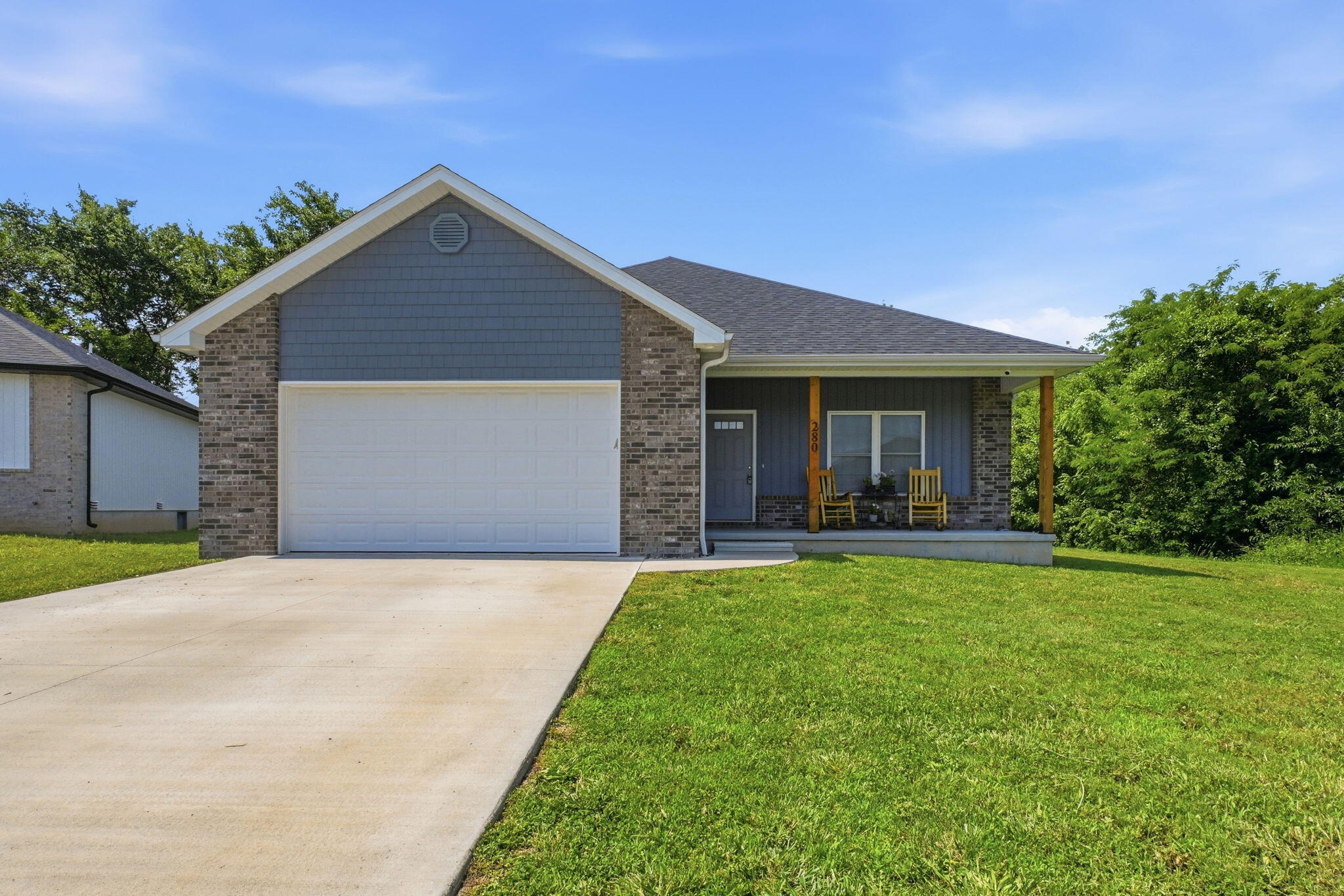 Photo 3 - Residential for sale – 280 W Erin Circle  Bolivar, MO