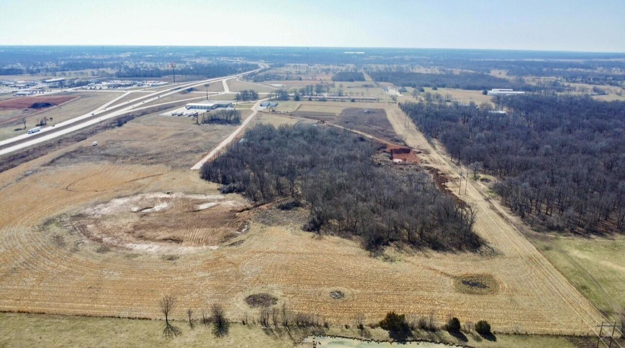 Photo 2 - Land for sale – Tbd  Memory Lane   Neosho, MO