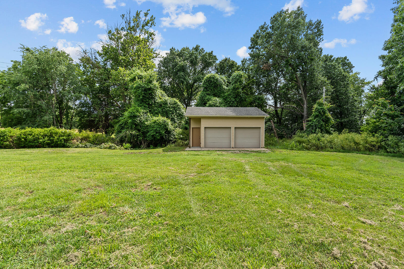 Photo 40 - Residential for sale – 3248 S Farm Road 203   Springfield, MO