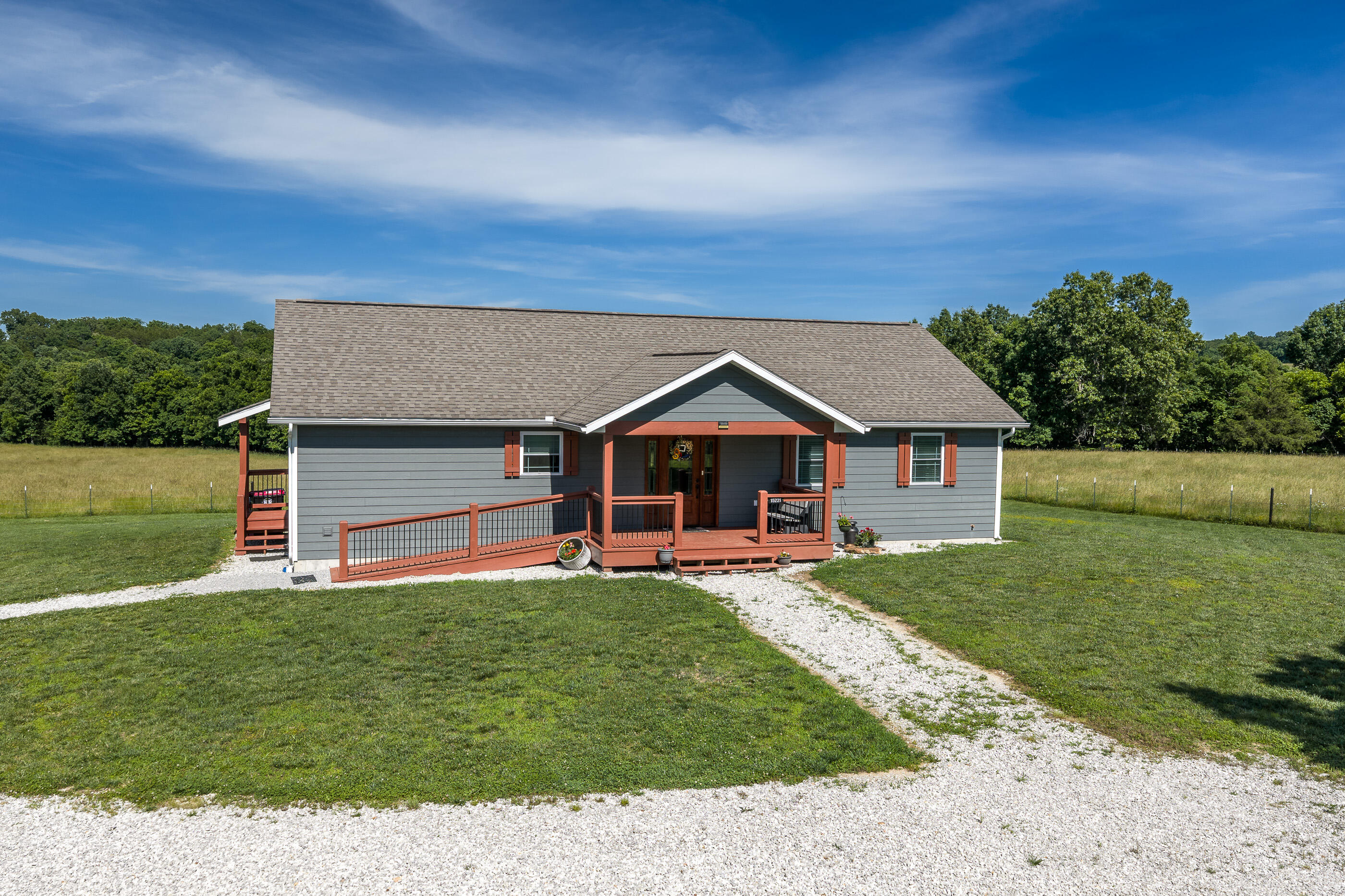 Photo 3 - Farm for sale – 15221  Cleveland Road  Houston, MO