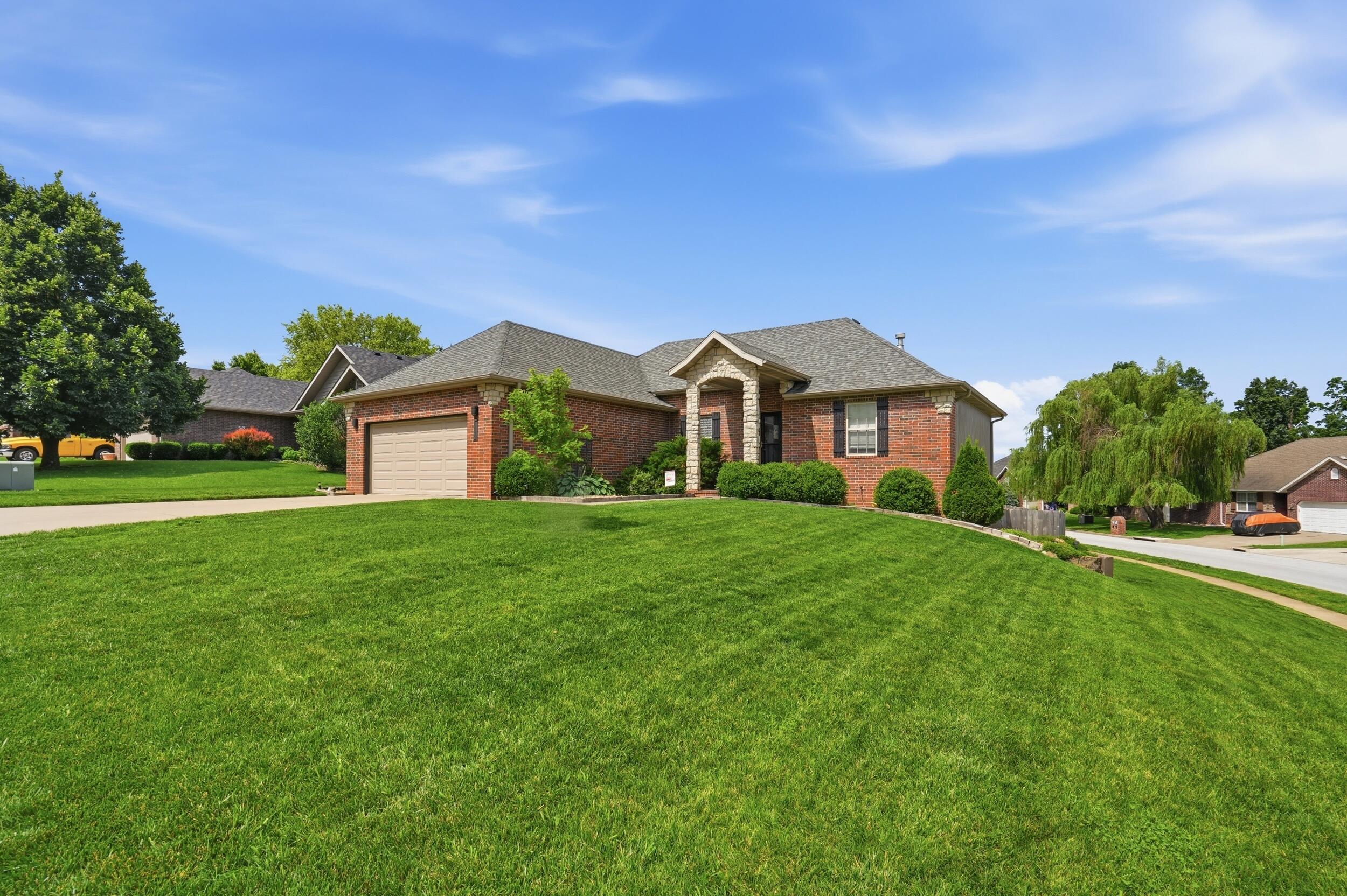 Photo 3 - Residential for sale – 5713 S Lexington Avenue  Springfield, MO