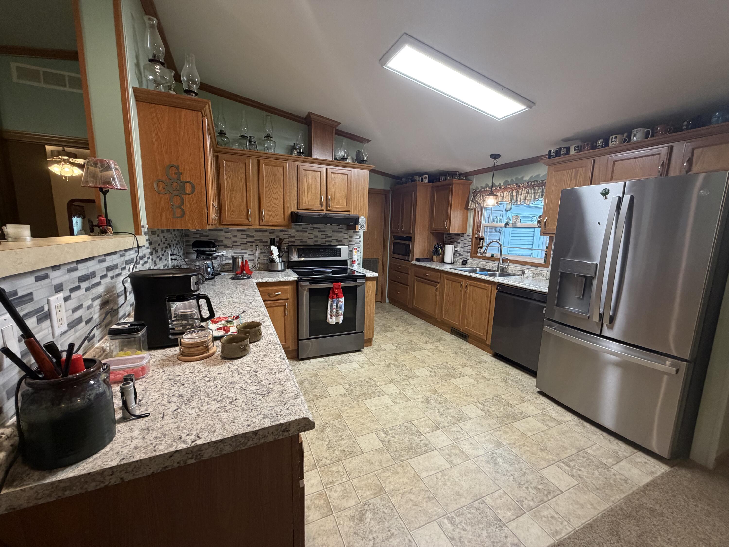 Photo 25 - Residential for sale – 23  Little Fawn Lane  Greenfield, MO