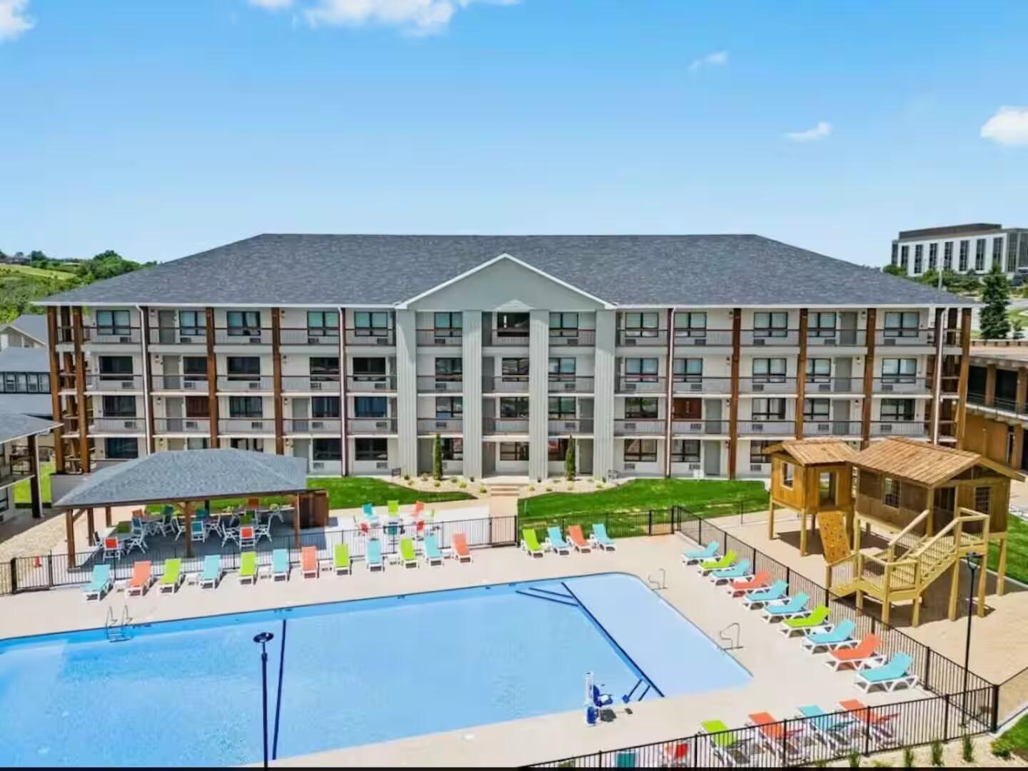 Photo 17 - Residential for sale – 403  Veterans Boulevard  Branson, MO