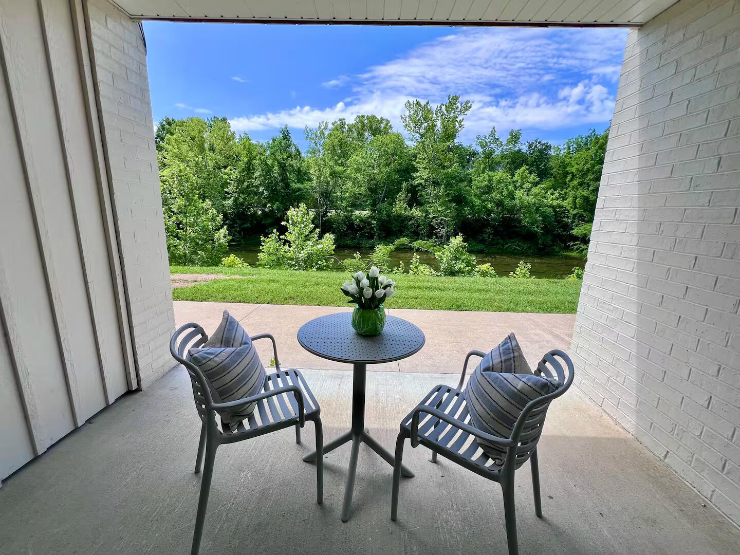 Photo 15 - Residential for sale – 403  Veterans Boulevard  Branson, MO