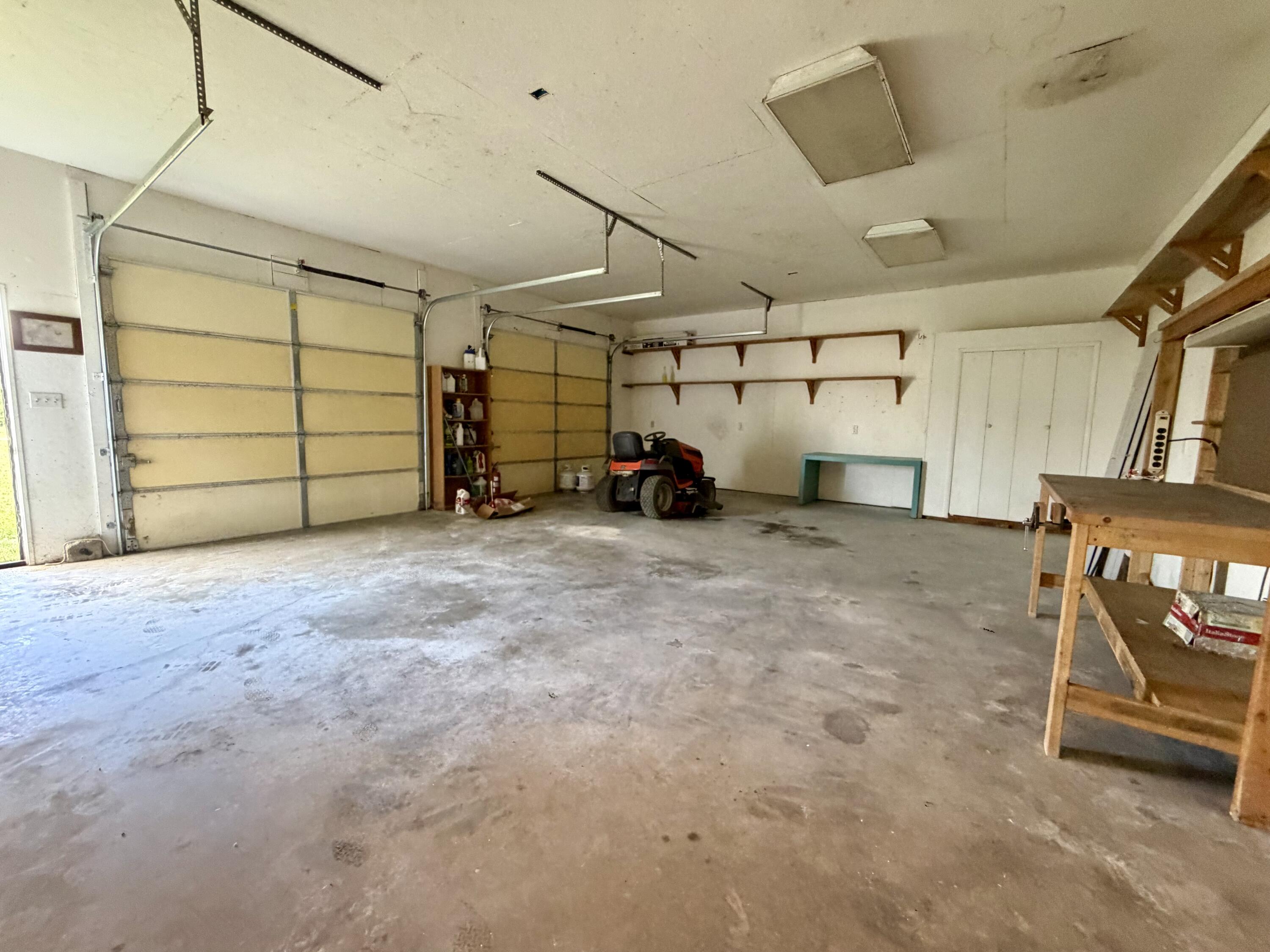 Photo 32 - Residential for sale – 16075  Private Road 1091   Cassville, MO