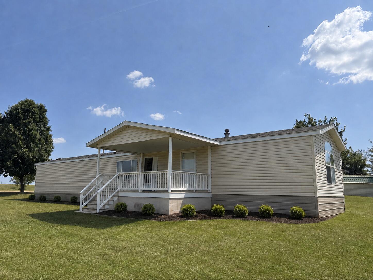 Photo 3 - Residential for sale – 16075  Private Road 1091   Cassville, MO