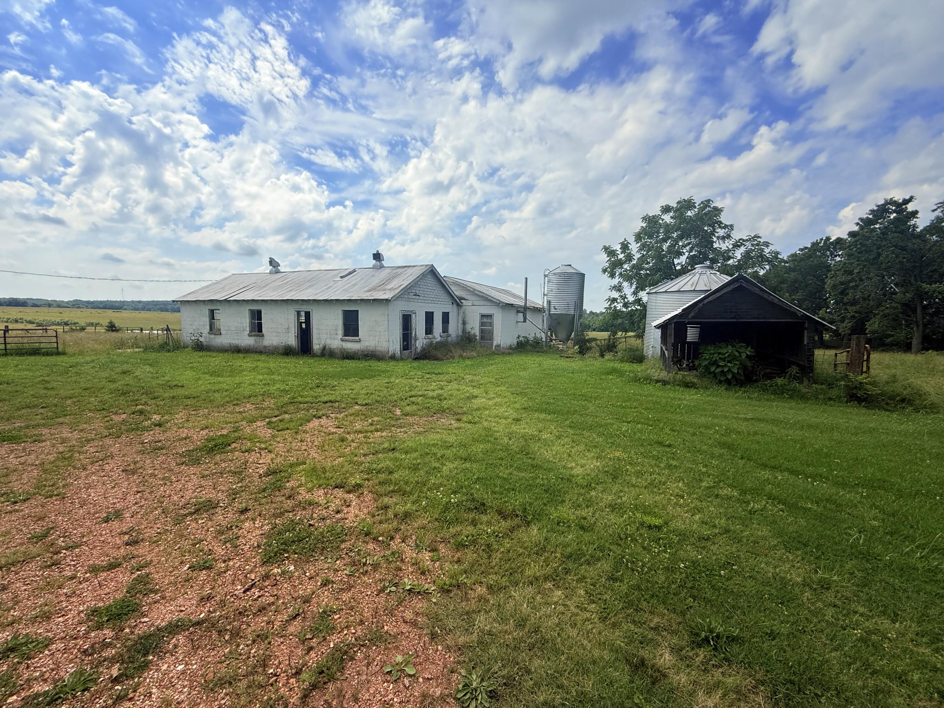 Photo 27 - Residential for sale – 820 S Dallas County Line Road  Conway, MO