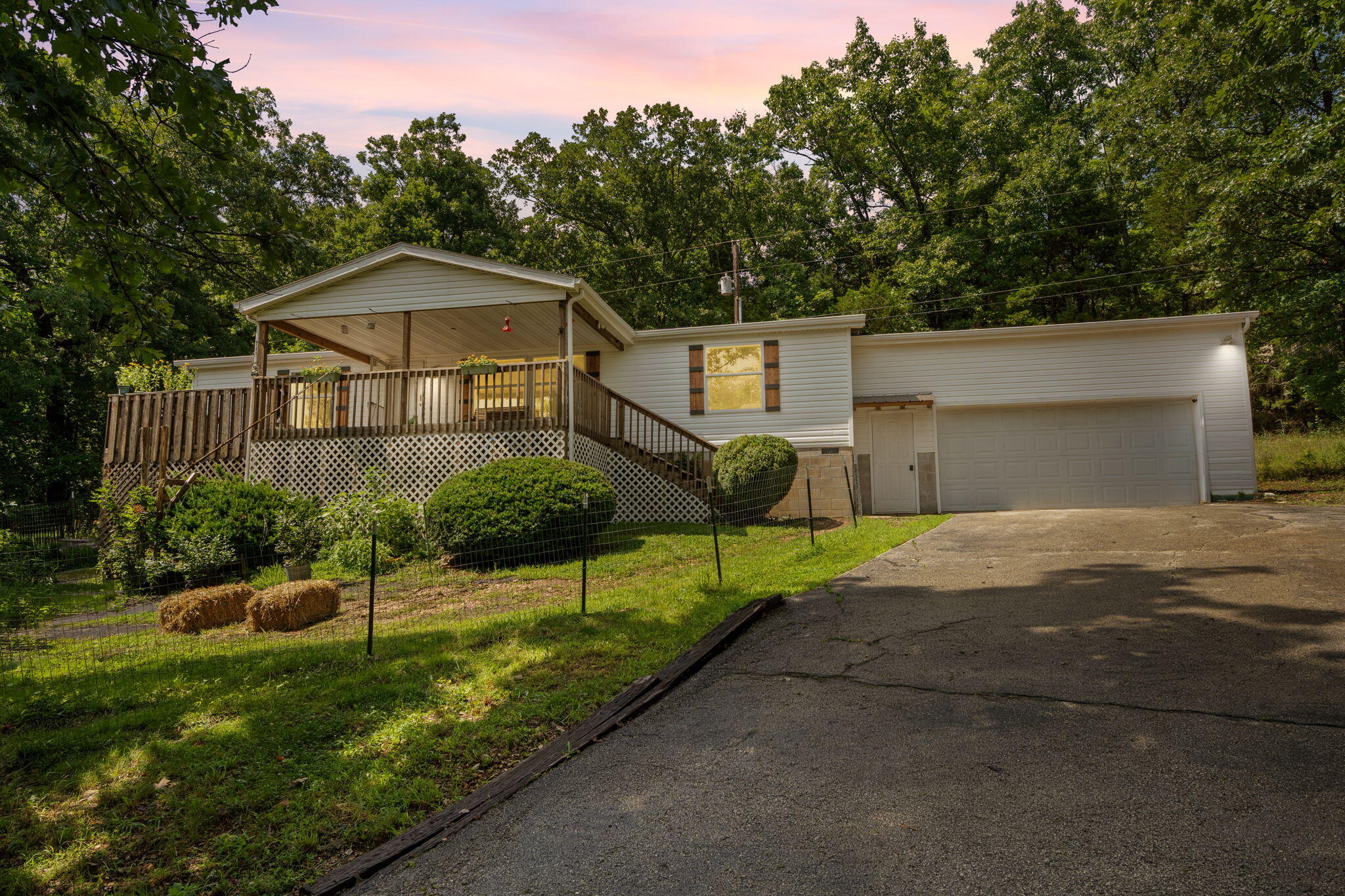 Photo 5 - Residential for sale – 500  Wallace Drive  Rockaway Beach, MO