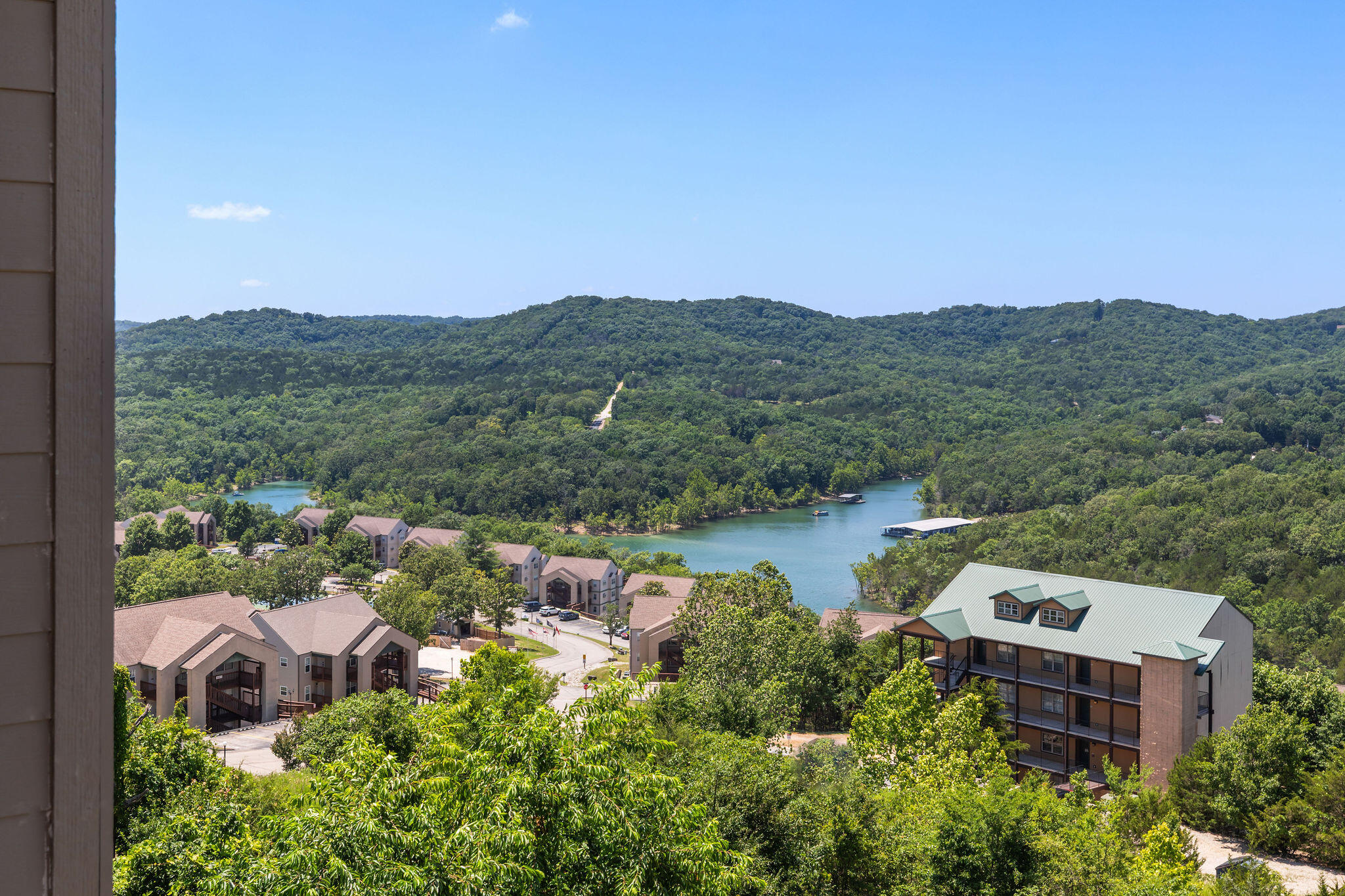 Photo 3 - Residential for sale – 29  Stone Cliff Circle  Branson, MO