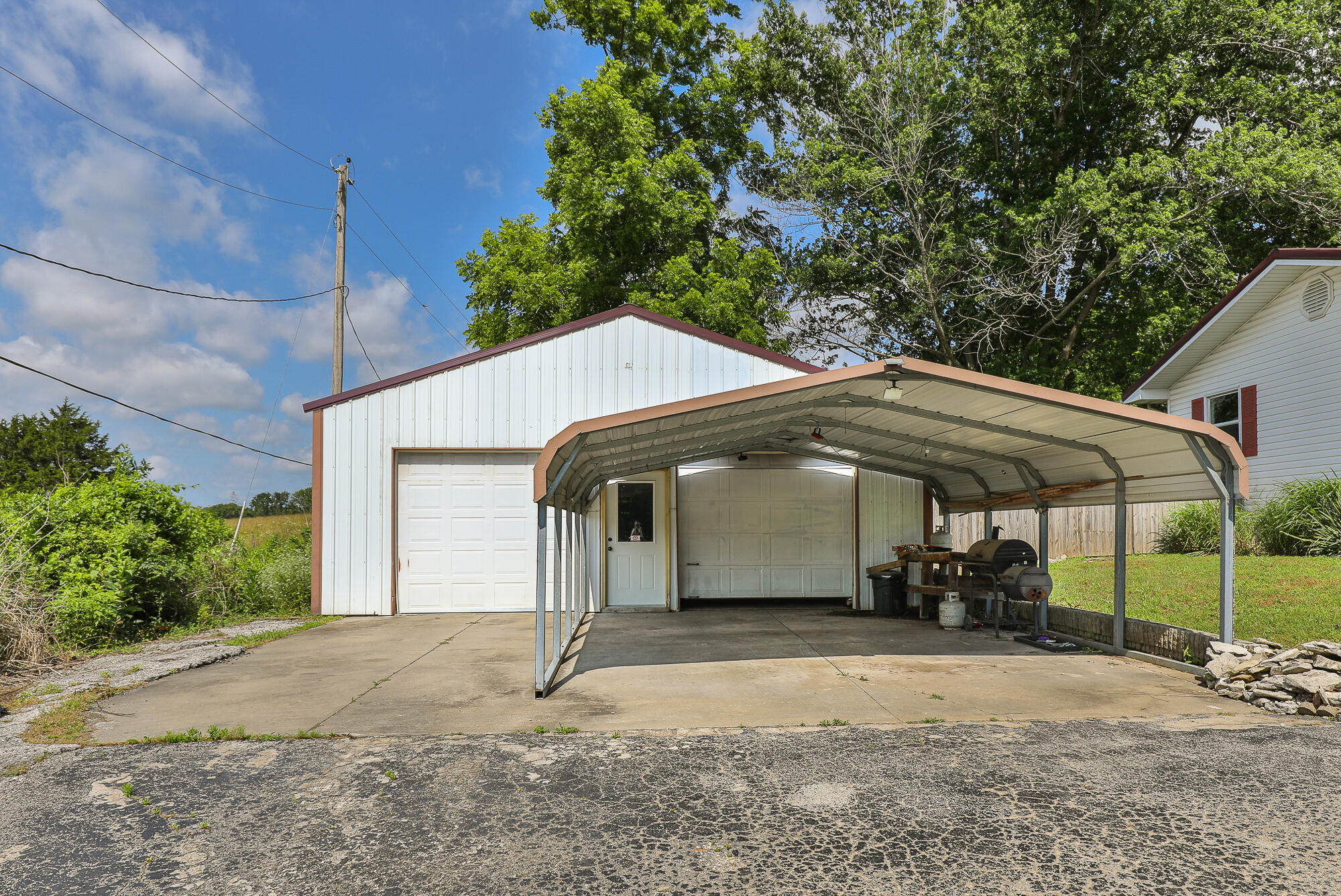Photo 32 - Residential for sale – 4257  Missouri 83   Bolivar, MO