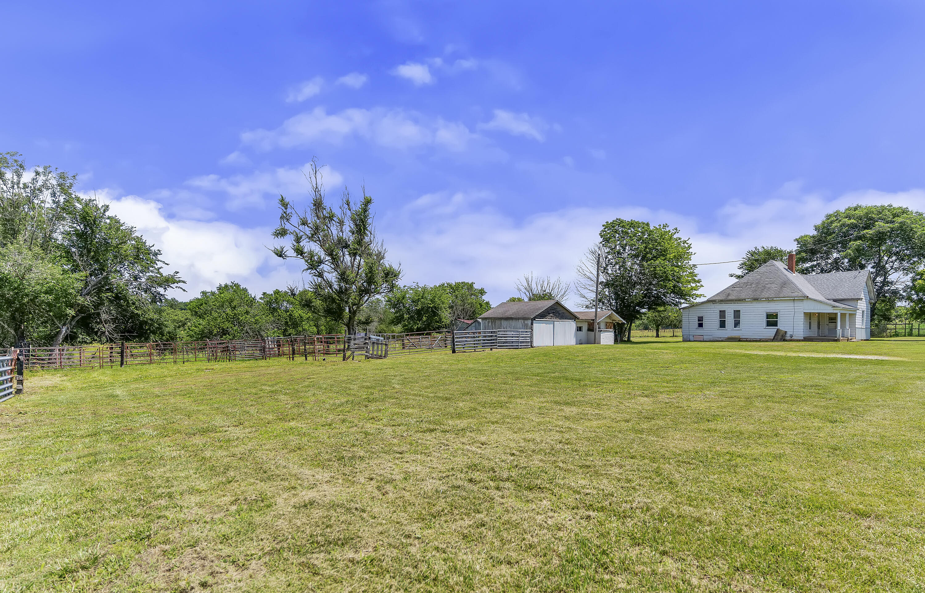 Photo 3 - Land for sale – 8527 W Farm Rd 76   Willard, MO