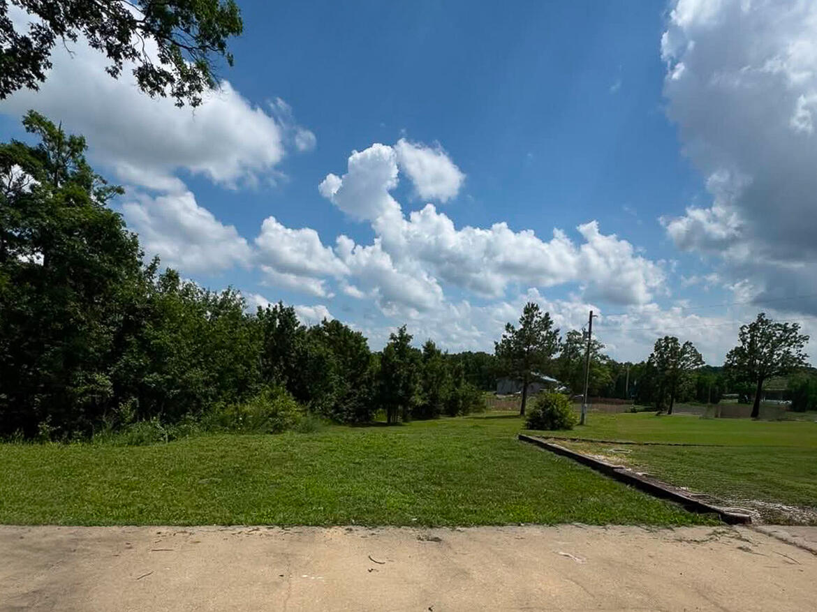 Photo 13 - Residential for sale – 5020  Us Highway 160   West Plains, MO
