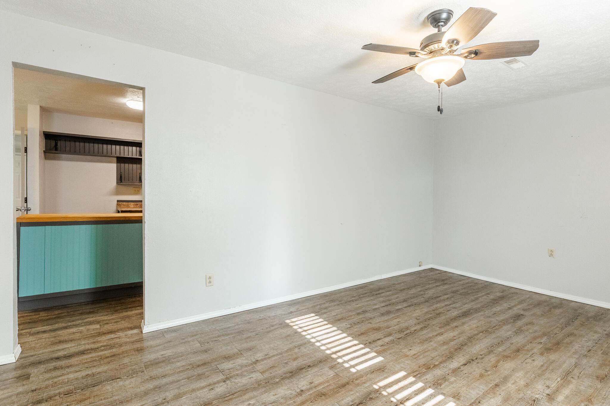 Photo 16 - Residential for sale – 114 S Main Street  Urbana, MO