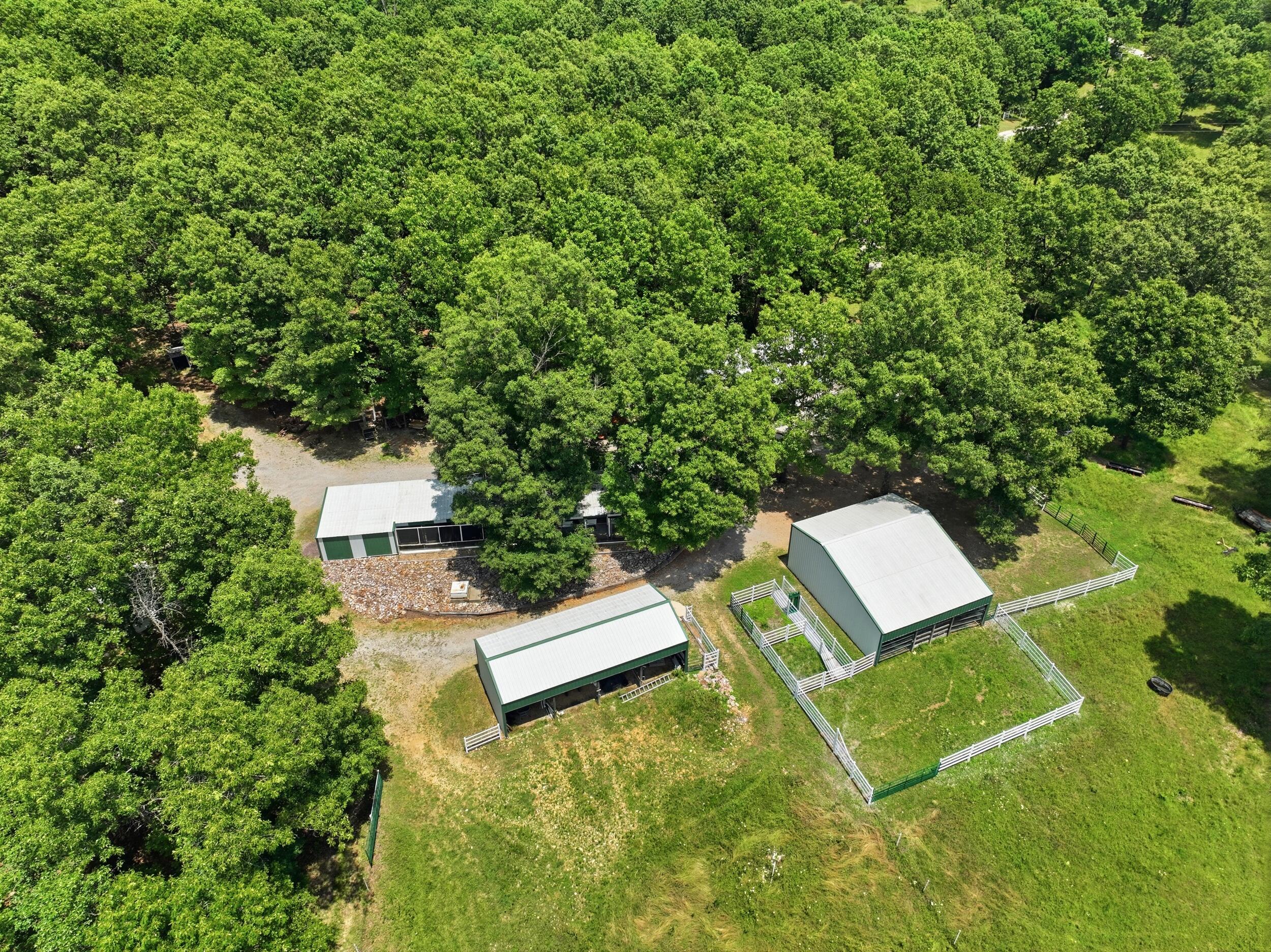 Photo 34 - Farm for sale – 10911  State Route Pp   West Plains, MO