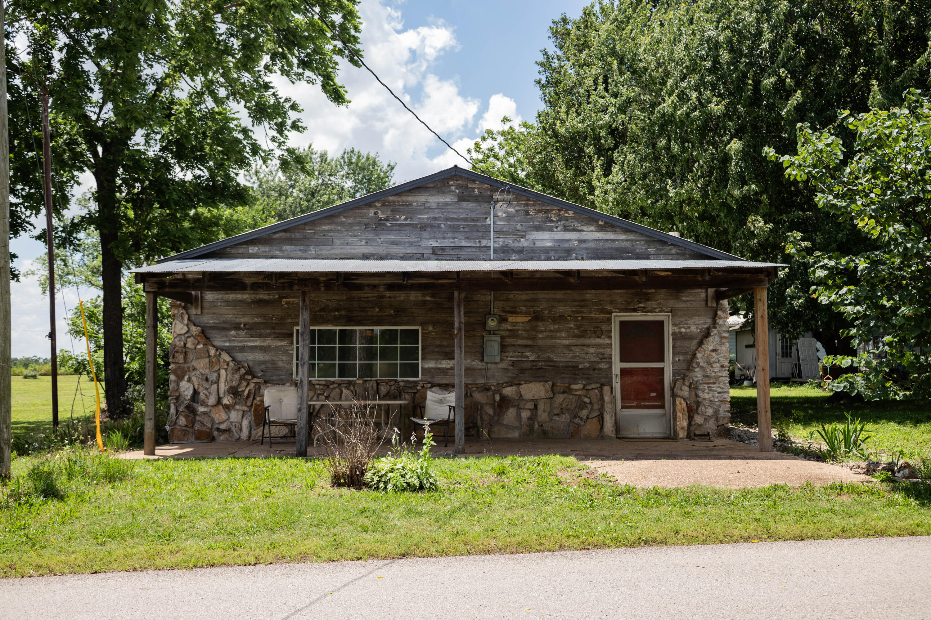 Commercial Sale for sale – 101  Luyster Street  Koshkonong, MO