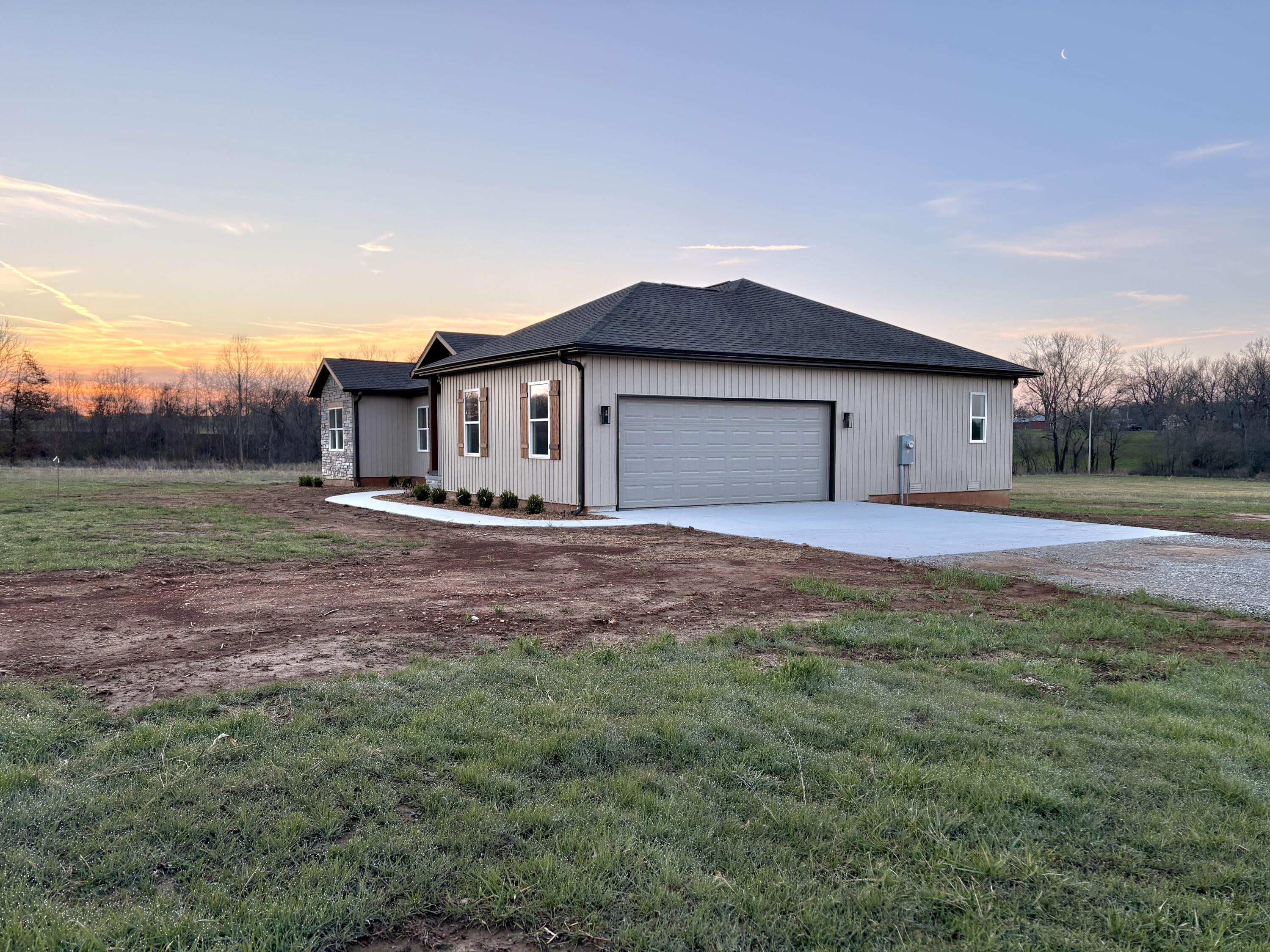 Photo 52 - Residential for sale – 20203  Lawrence 2008p   Everton, MO