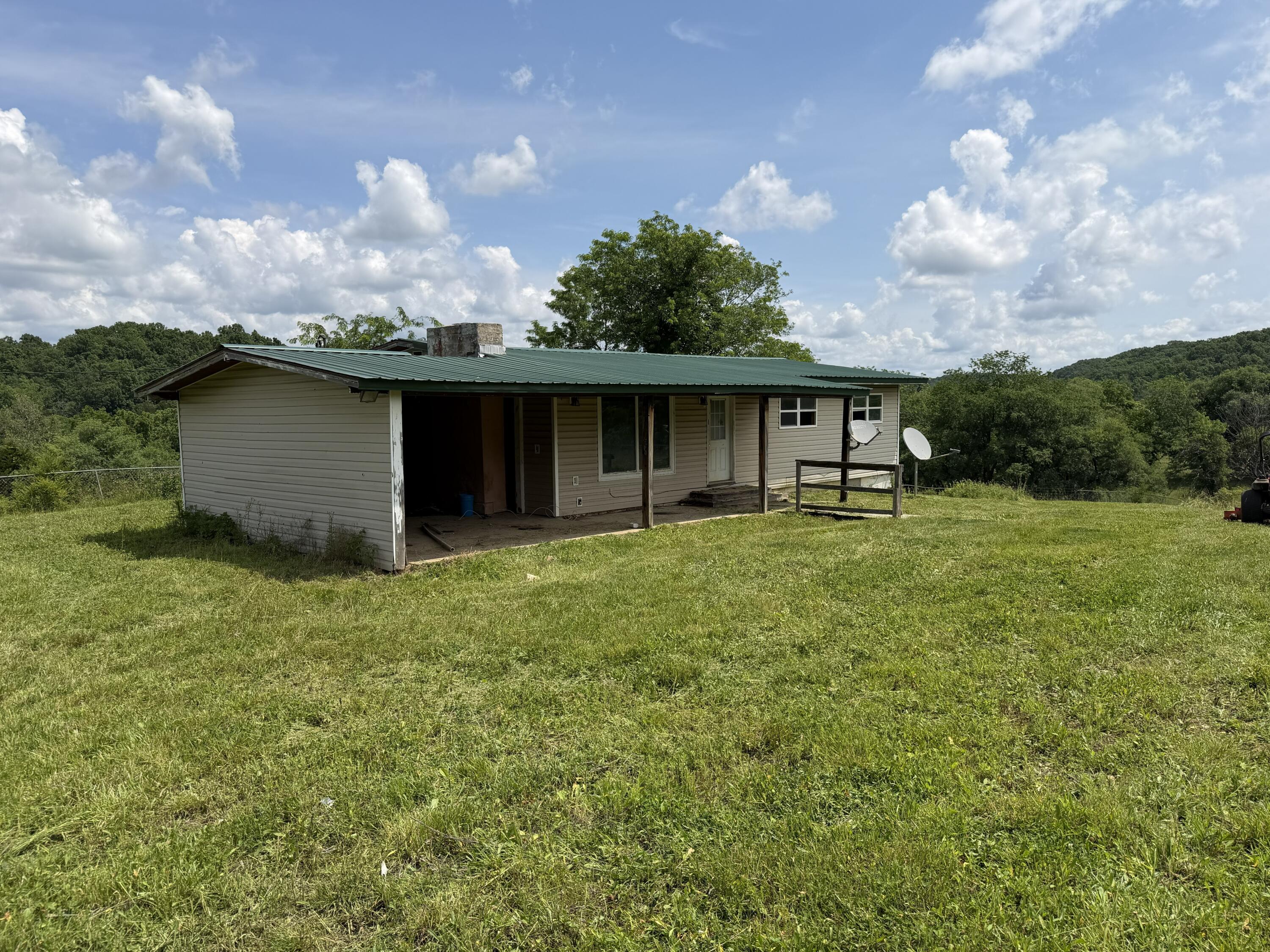 Photo 116 - Farm for sale – 000  Hc66   Sparta, MO