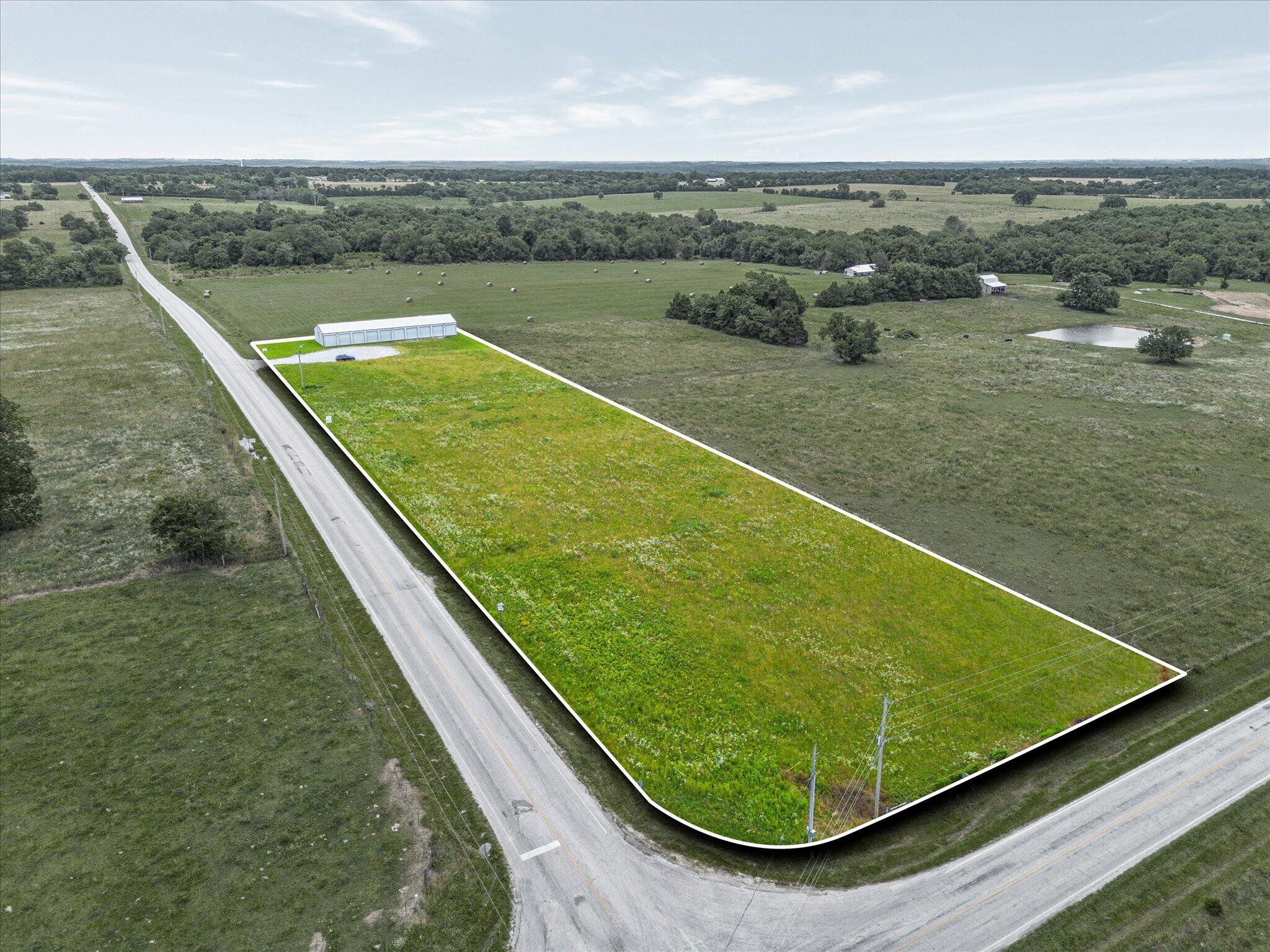Photo 2 - Commercial Sale for sale – 18628  State Highway 254   Wheatland, MO