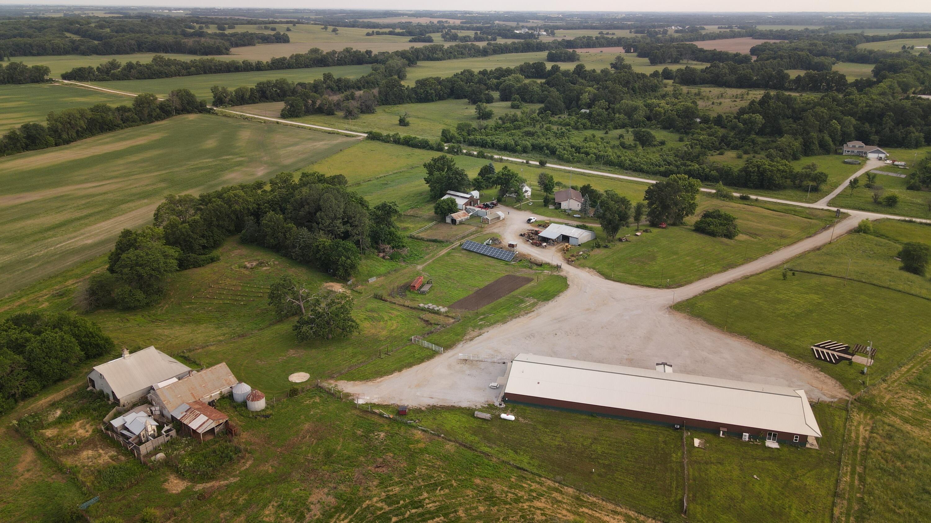 Photo 7 - Residential for sale – 126 SW 400th Road  Warrensburg, MO