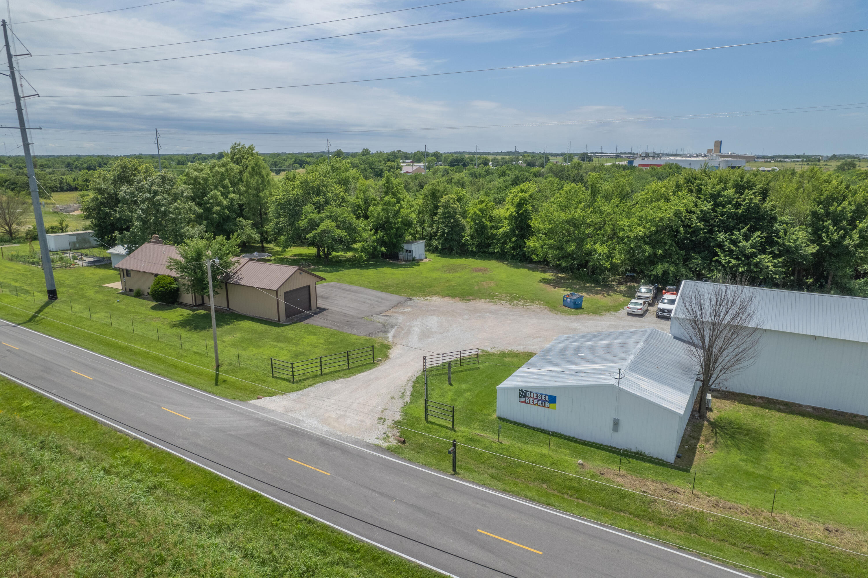 Photo 51 - Residential for sale – 201  201 County Rd 180   Joplin, MO