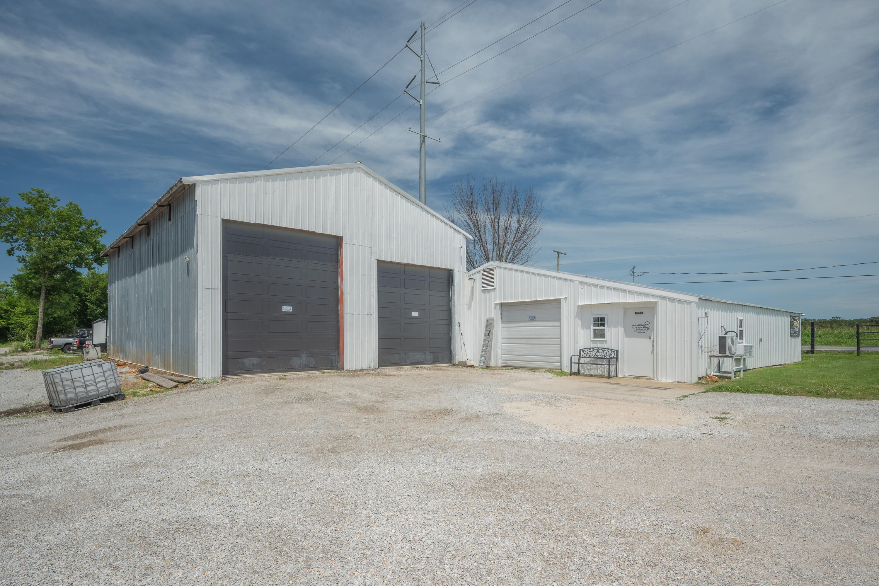 Photo 9 - Residential for sale – 201  201 County Rd 180   Joplin, MO