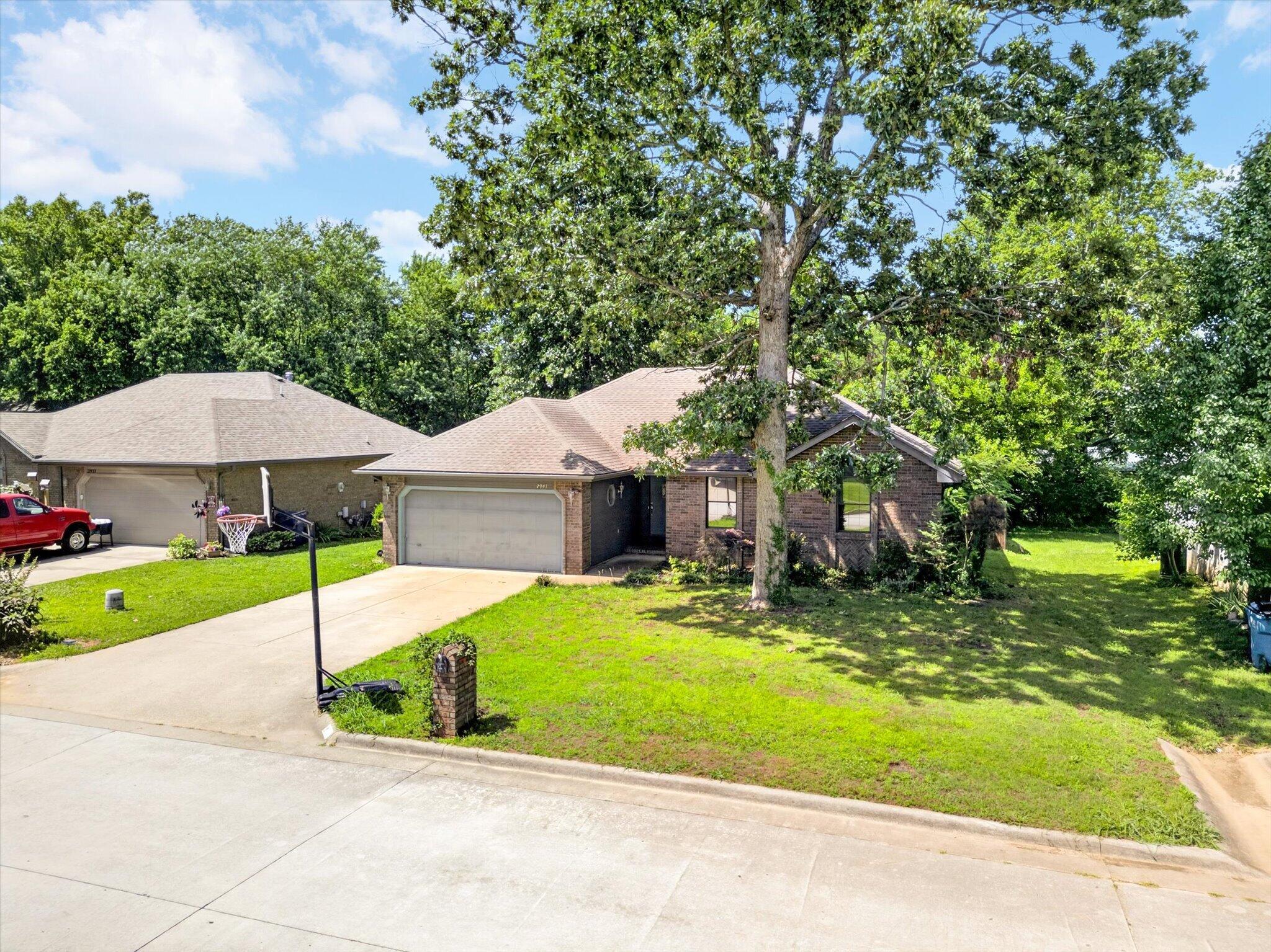Photo 29 - Residential for sale – 2941 E Belmont Street  Springfield, MO