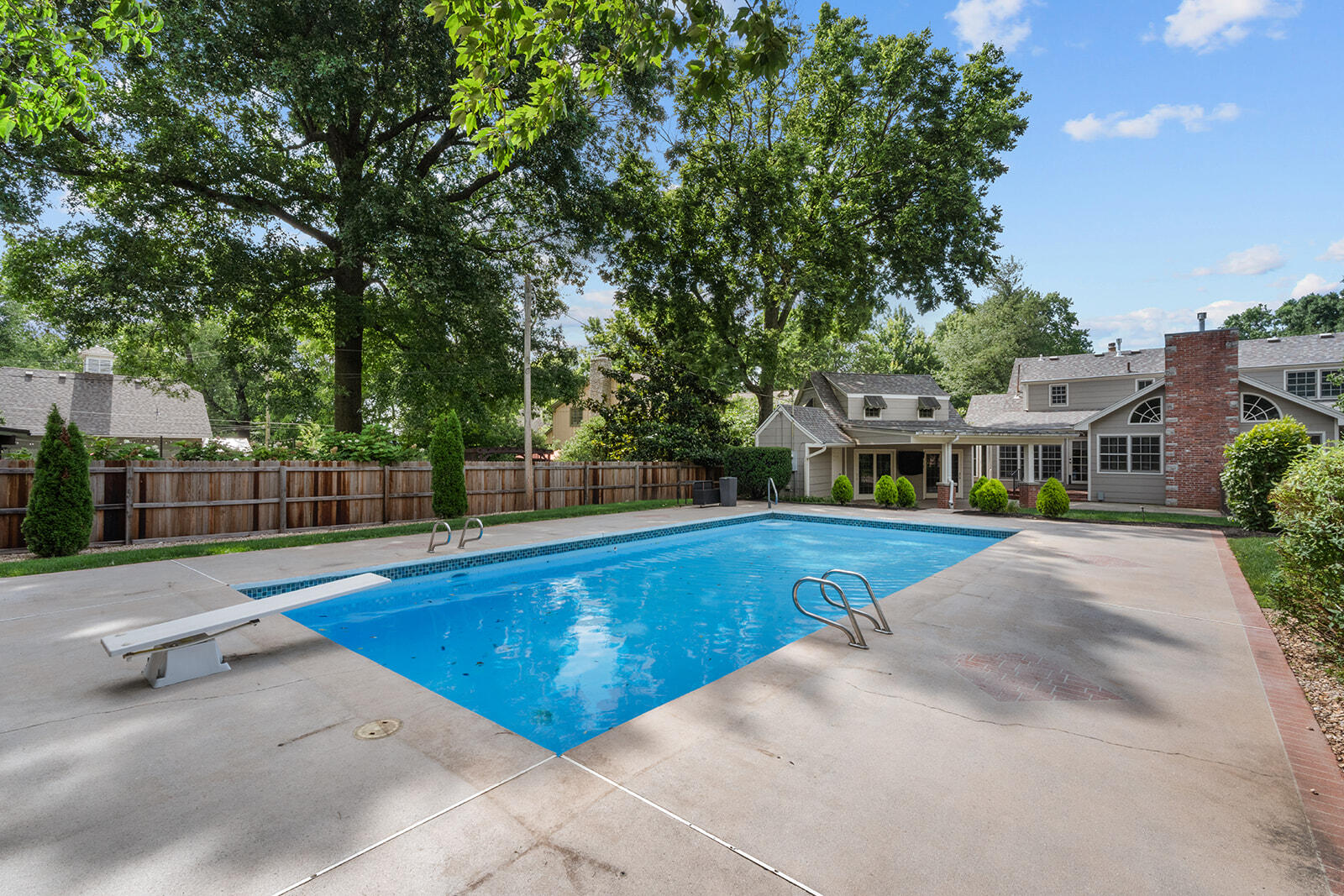 Photo 8 - Residential for sale – 1645 E Meadowmere Street  Springfield, MO
