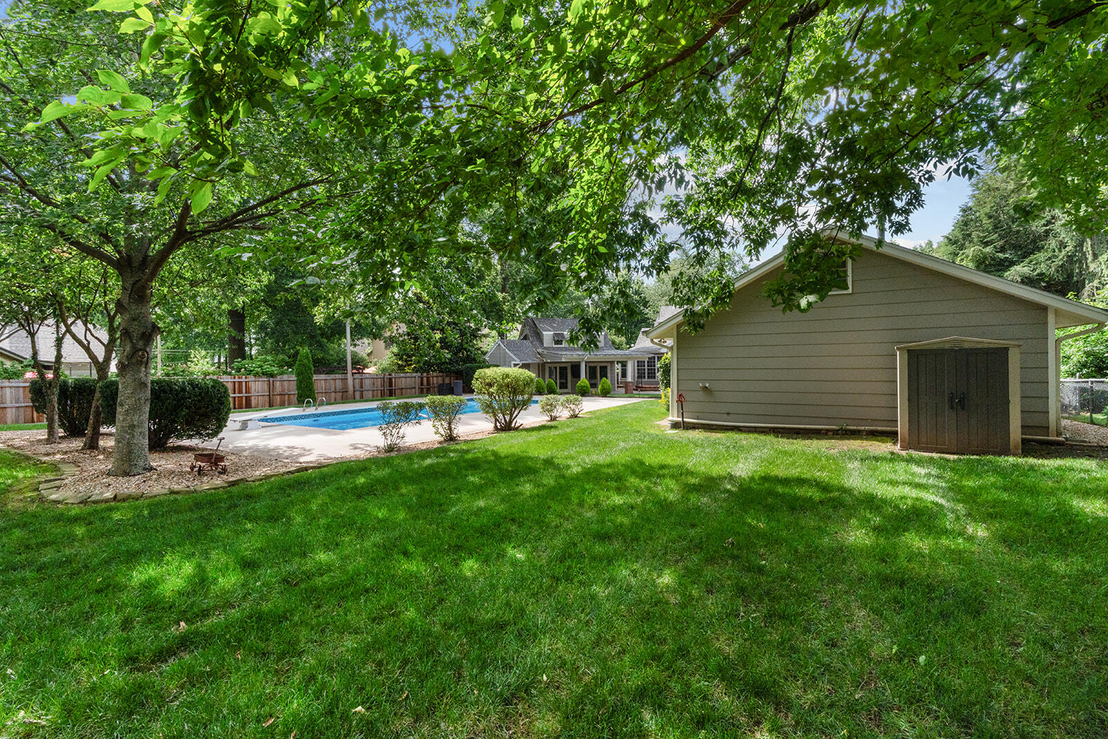 Photo 68 - Residential for sale – 1645 E Meadowmere Street  Springfield, MO