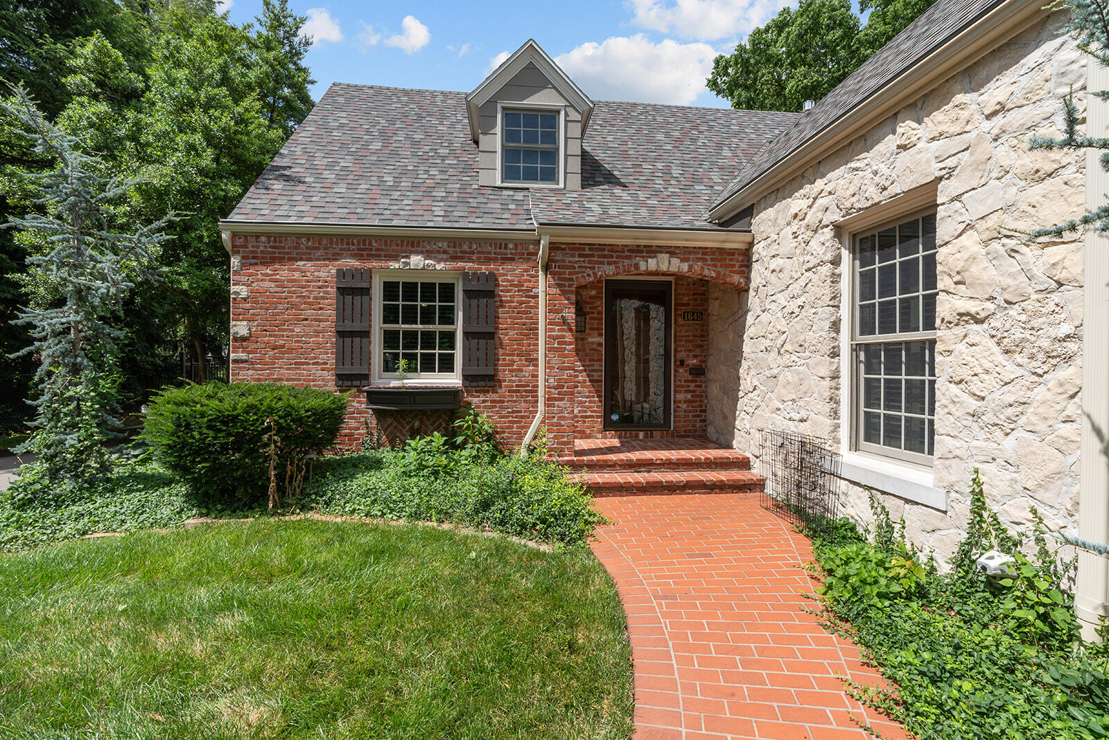 Photo 14 - Residential for sale – 1645 E Meadowmere Street  Springfield, MO