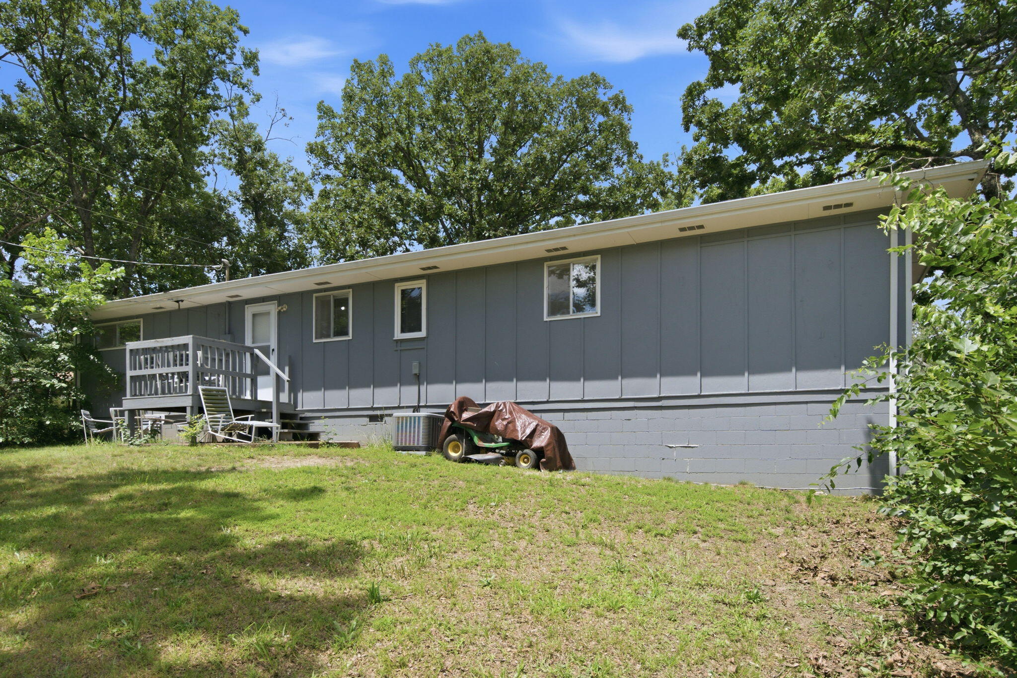 Photo 2 - Residential for sale – 504  Truman Drive  Branson, MO