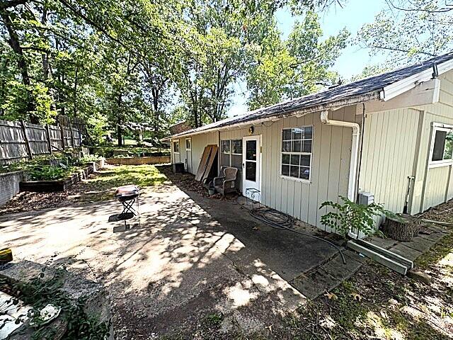 Photo 4 - Residential for sale – 1003  Hickory Street  Cassville, MO