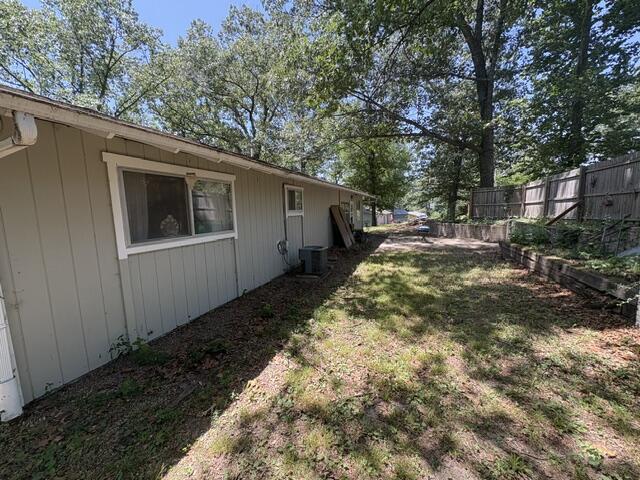 Photo 5 - Residential for sale – 1003  Hickory Street  Cassville, MO