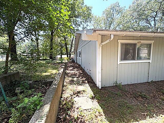 Photo 6 - Residential for sale – 1003  Hickory Street  Cassville, MO