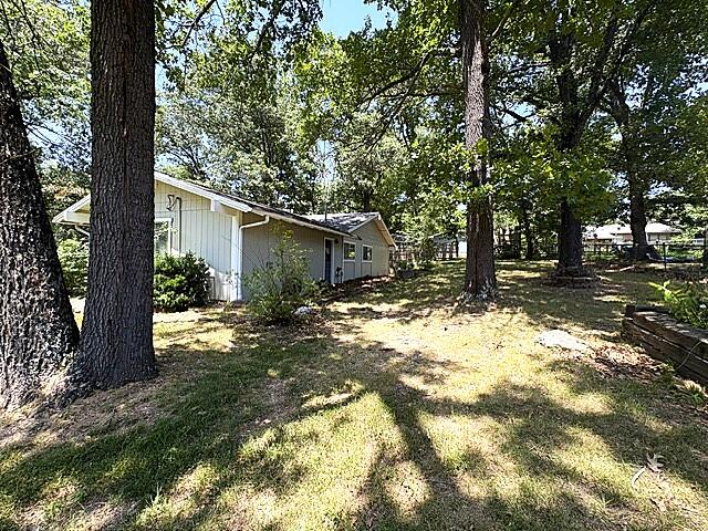 Photo 7 - Residential for sale – 1003  Hickory Street  Cassville, MO