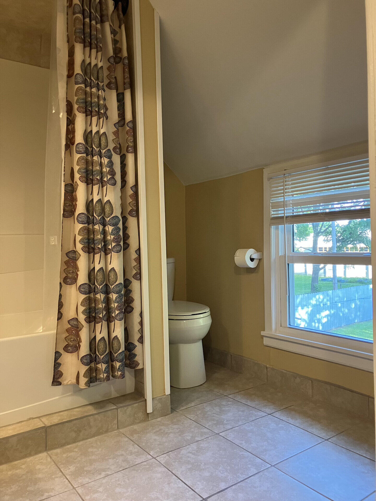 Photo 28 - Residential for sale – 438 E Washington Street  Marshfield, MO