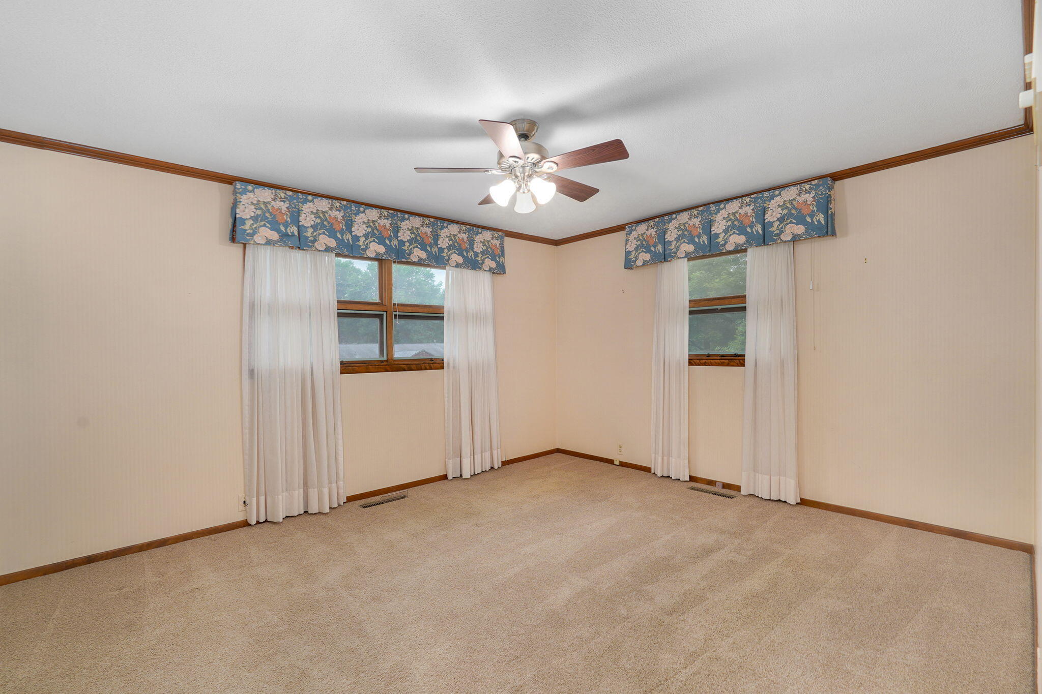 Photo 42 - Residential for sale – 635  Valley View Drive  Mt Vernon, MO