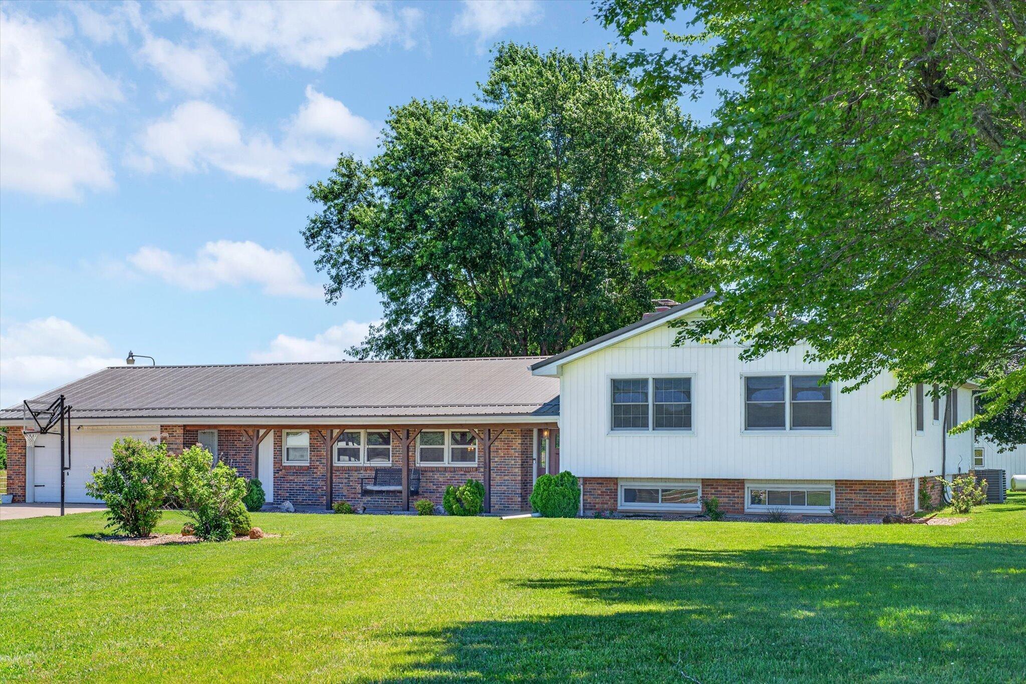 Photo 2 - Residential for sale – 4346 S 97th Road  Bolivar, MO