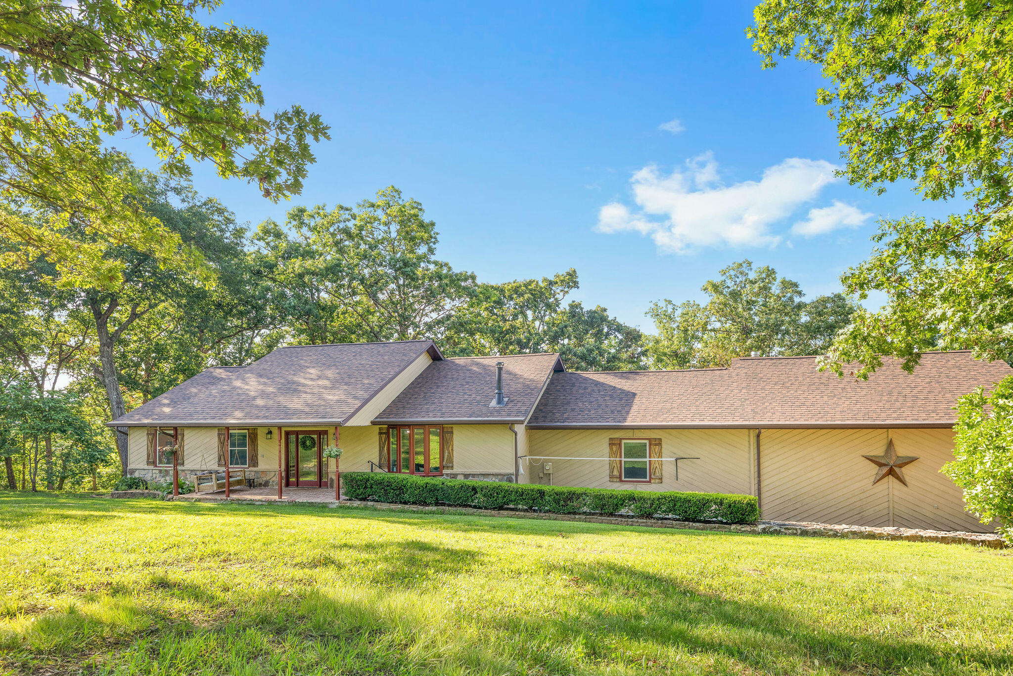 Photo 2 - Residential for sale – 2506  Victor Church Road  Branson, MO