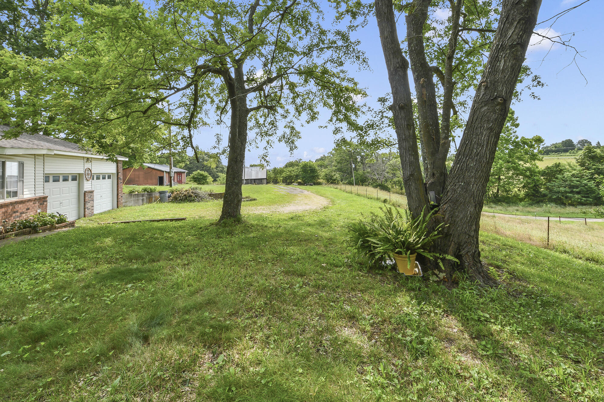 Photo 3 - Farm for sale – 2209  State Highway Dd   Marshfield, MO