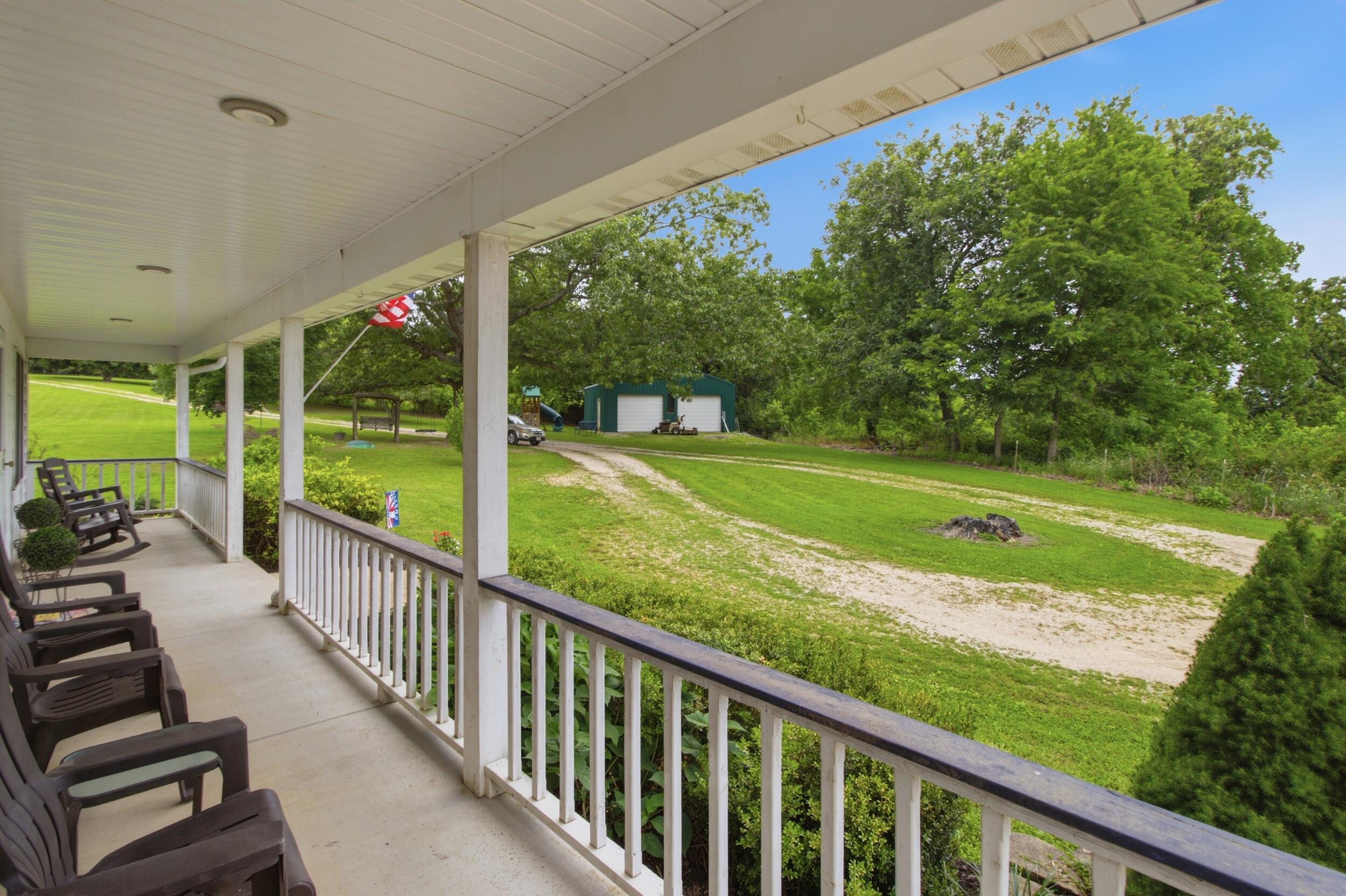 Photo 3 - Residential for sale – 1196  County Road 5050   Willow Springs, MO