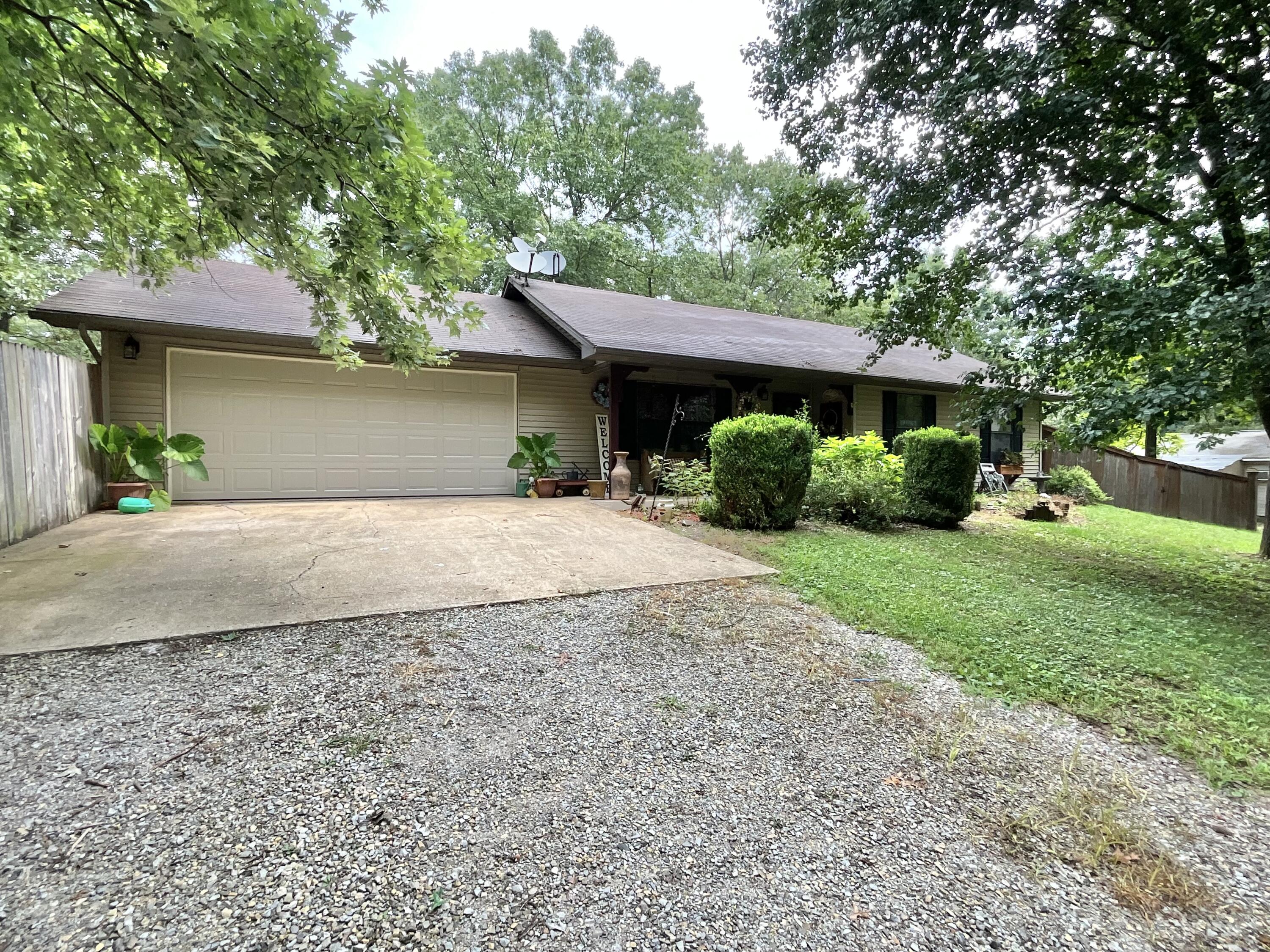 Photo 7 - Residential for sale – 5515  Private Road 1200   West Plains, MO