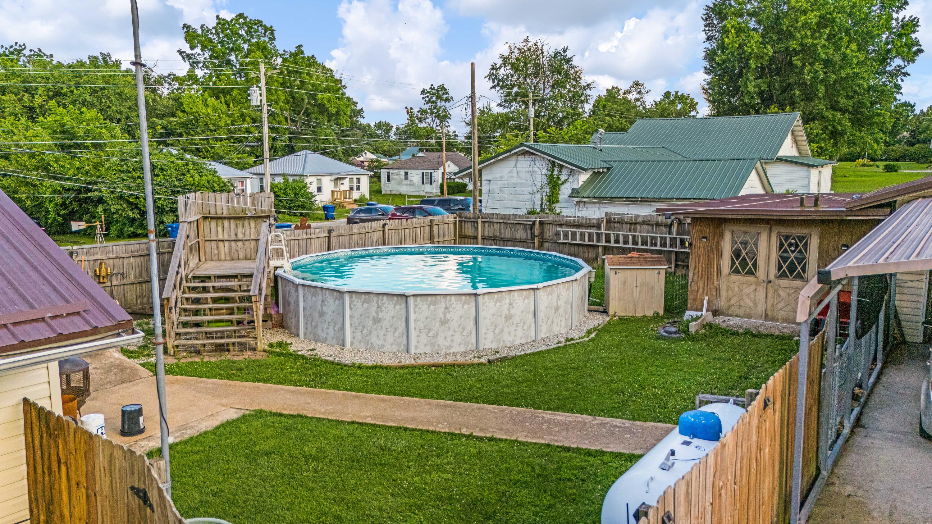 Photo 10 - Residential for sale – 705  Augusta Street  Houston, MO