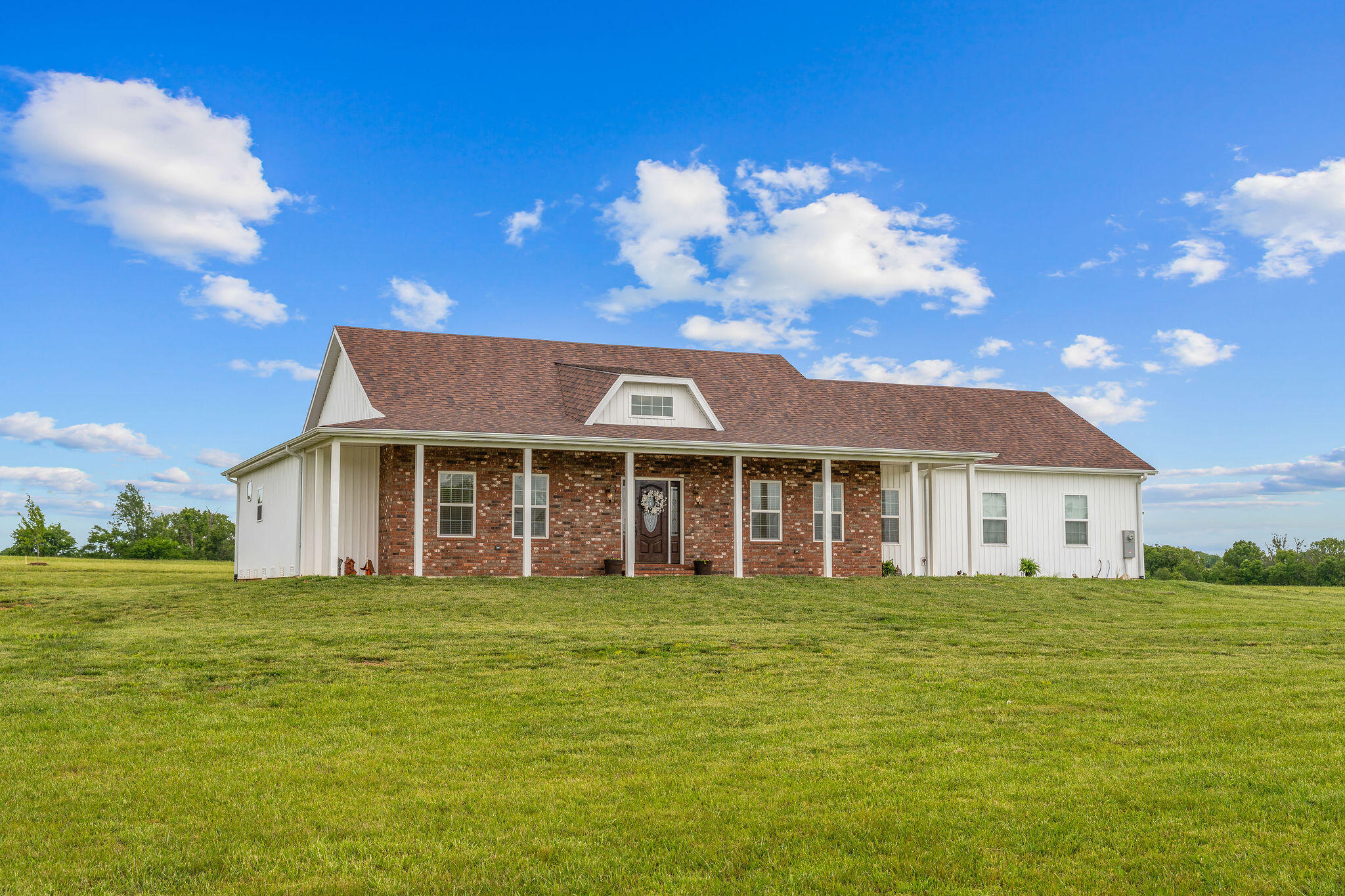 Photo 3 - Residential for sale – 615  Terrill Road  Billings, MO