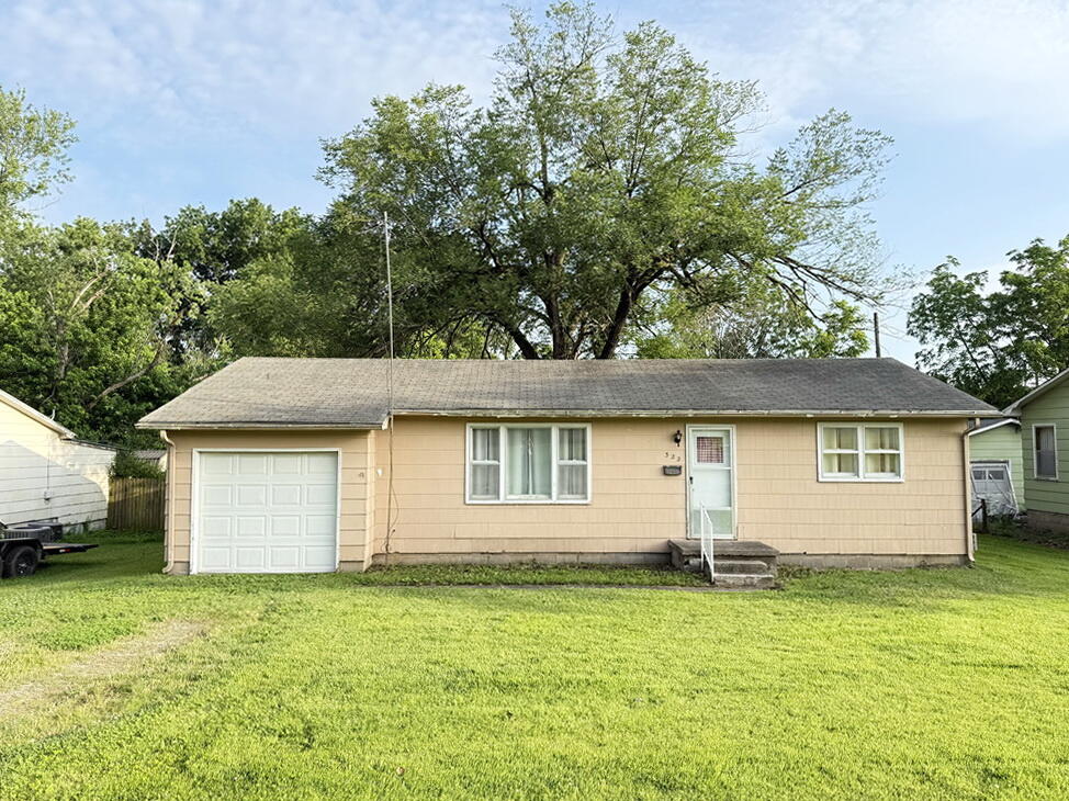 Photo 22 - Residential for sale – 322 W Lafayette Street  El Dorado Springs, MO