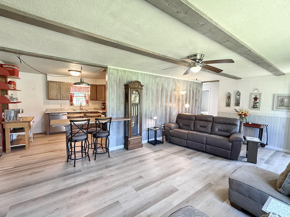 Photo 3 - Residential for sale – 322 W Lafayette Street  El Dorado Springs, MO