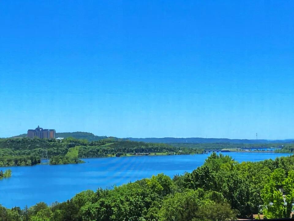 Photo 3 - Residential for sale – 48  King Circle  Branson, MO