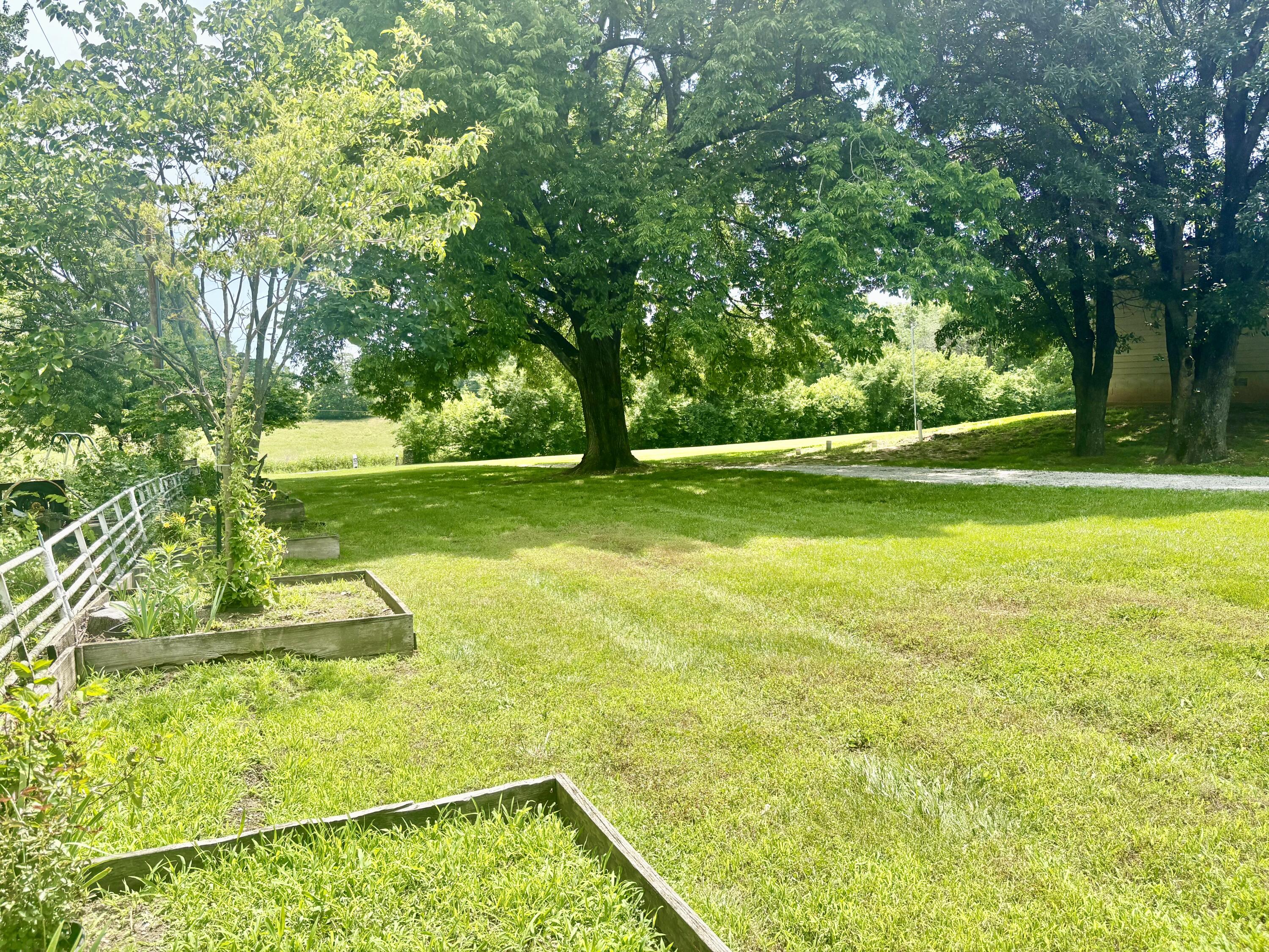 Photo 10 - Residential for sale – 11 S Dade 203   Everton, MO