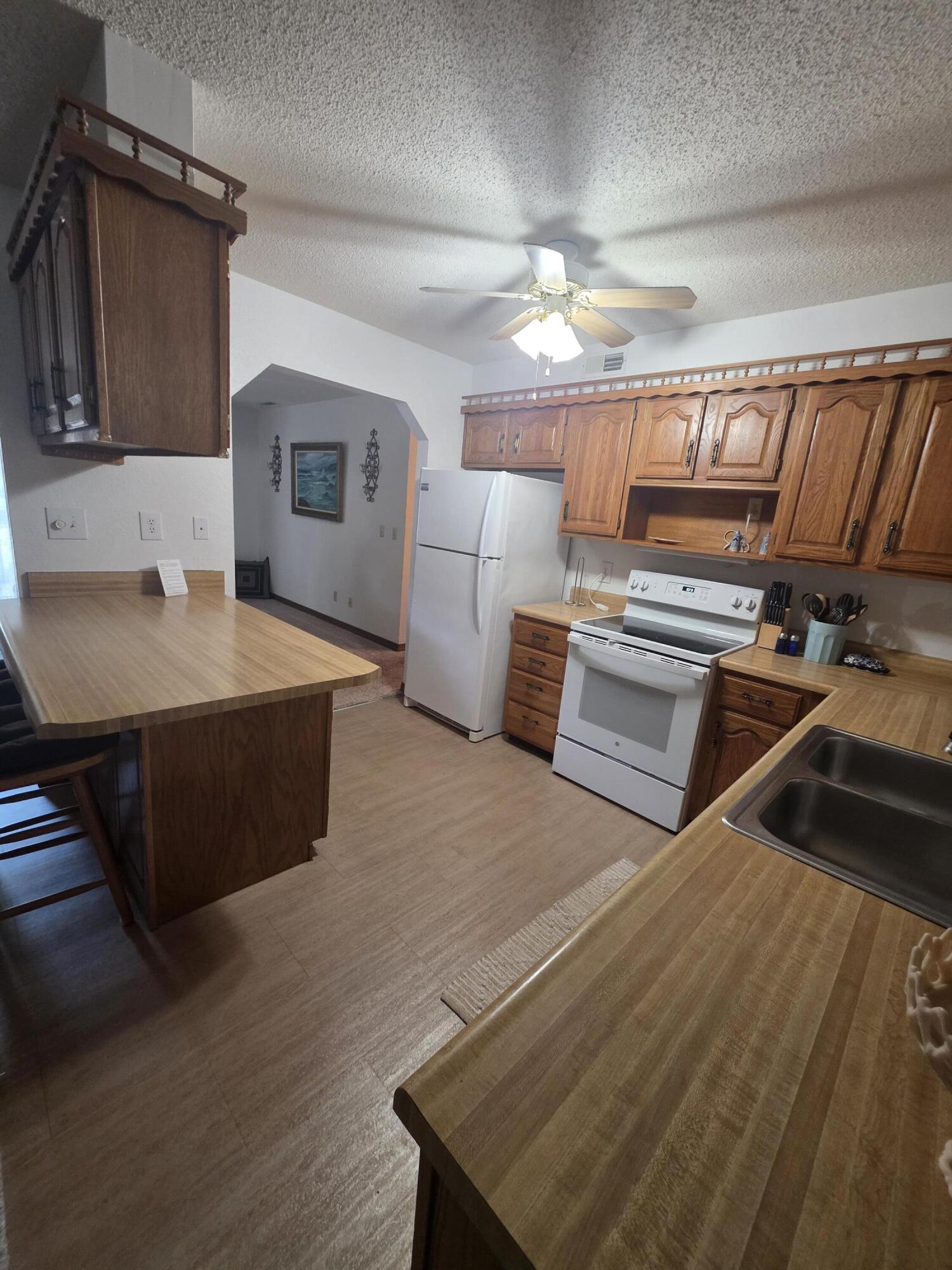 Photo 13 - Residential for sale – 130  Wilshire Drive  Hollister, MO