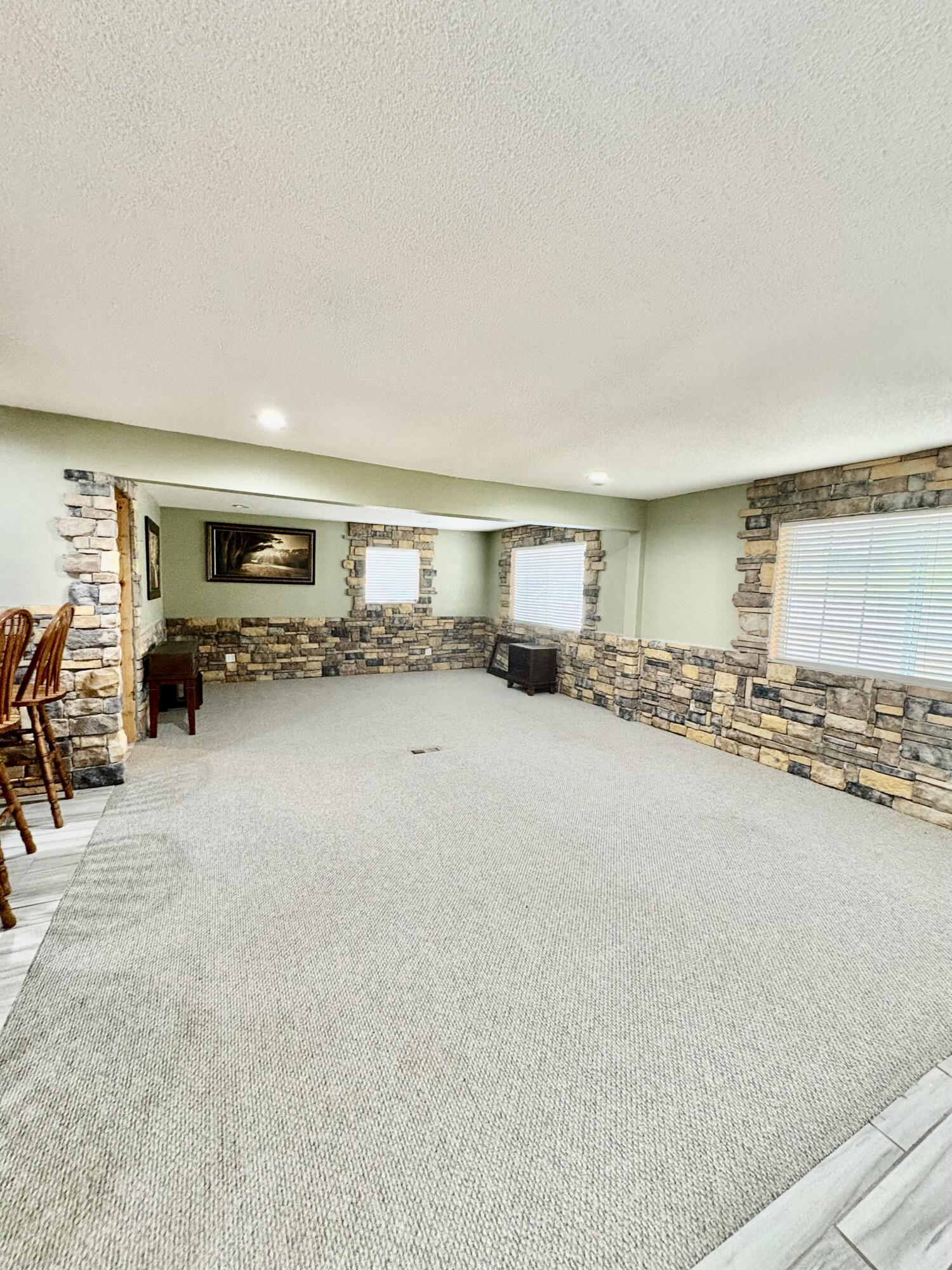 Photo 13 - Residential for sale – 203  Wynes Circle  Greenfield, MO