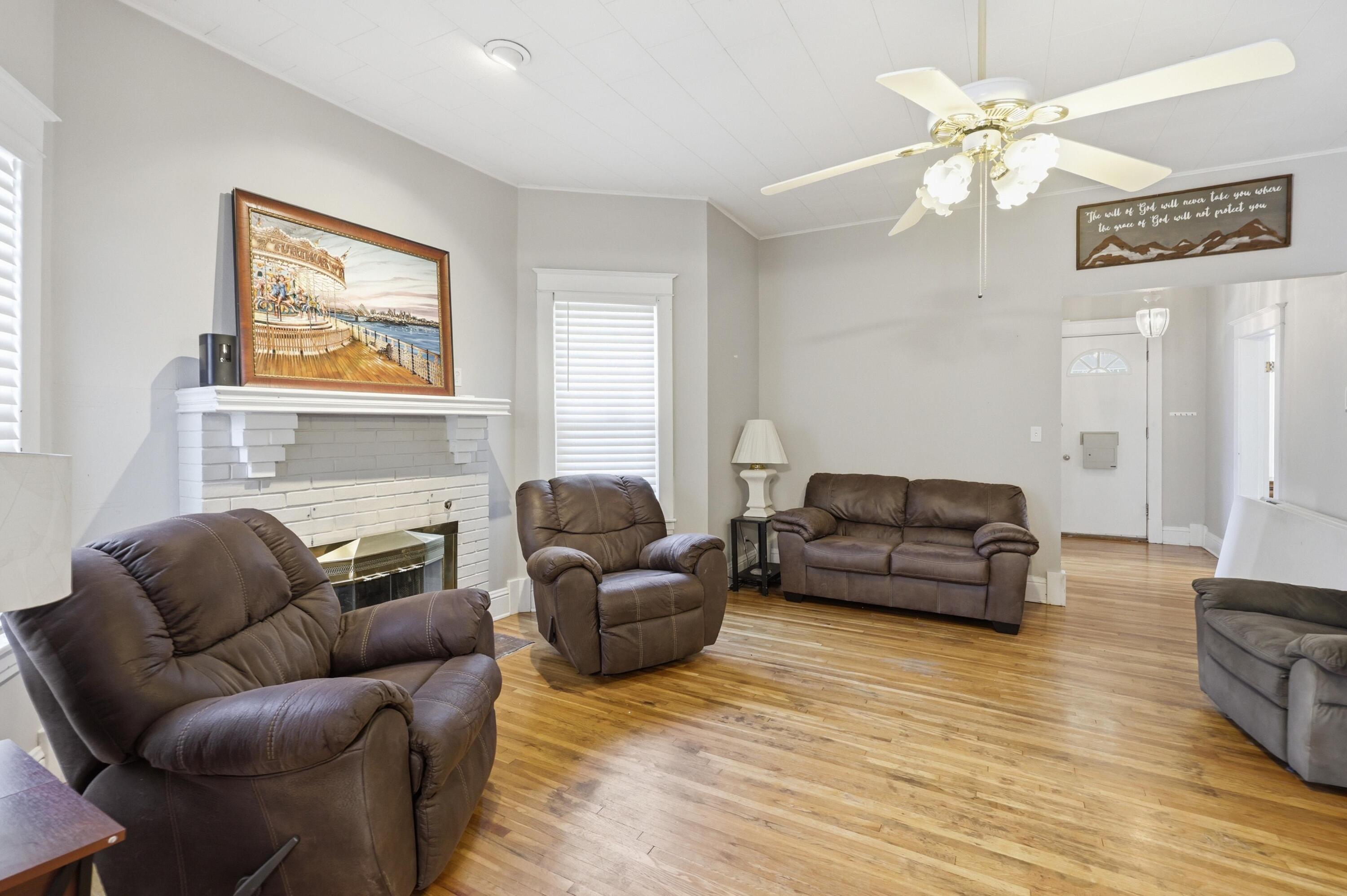 Photo 8 - Residential for sale – 801 S Empire Avenue  Joplin, MO